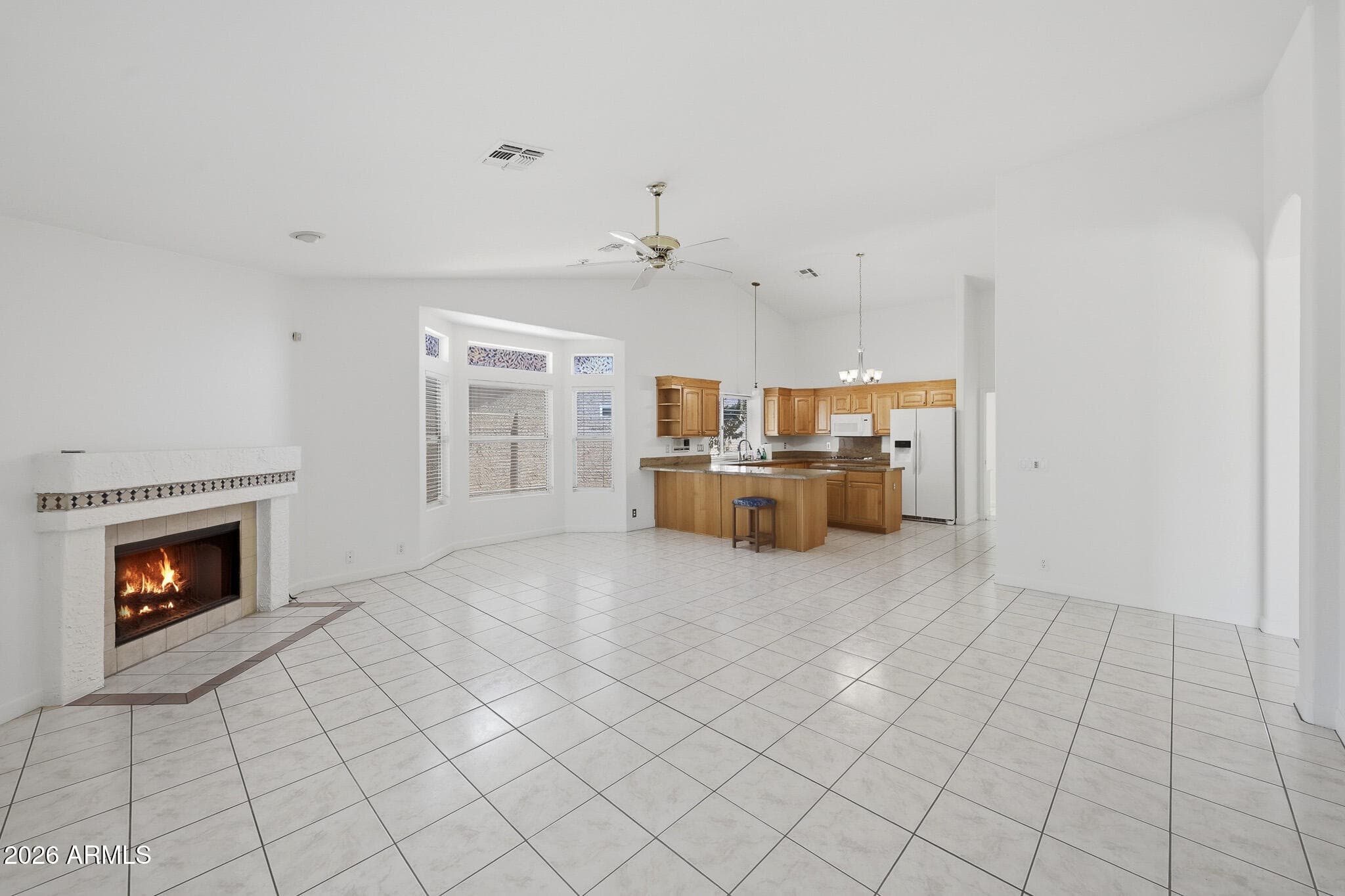8452 W KIMBERLY Way, Peoria, AZ 85382 — photo 11 of 26