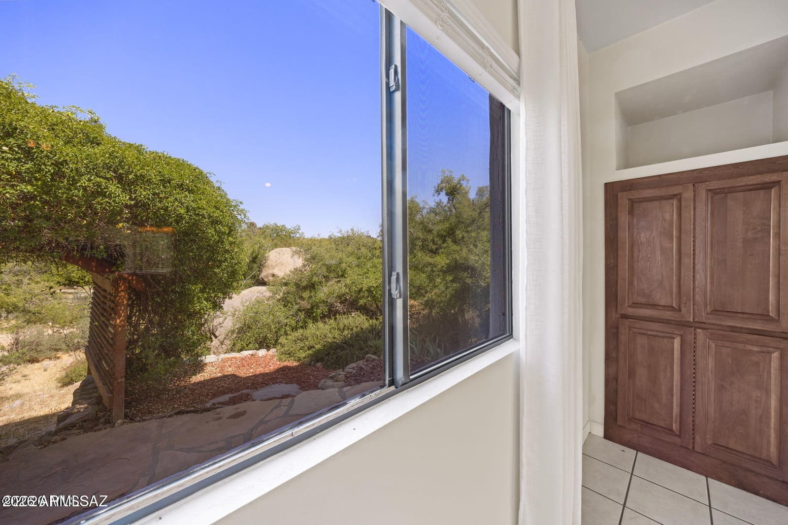 1045 E NUESTRO Street, Oracle, AZ 85623 — photo 4 of 50