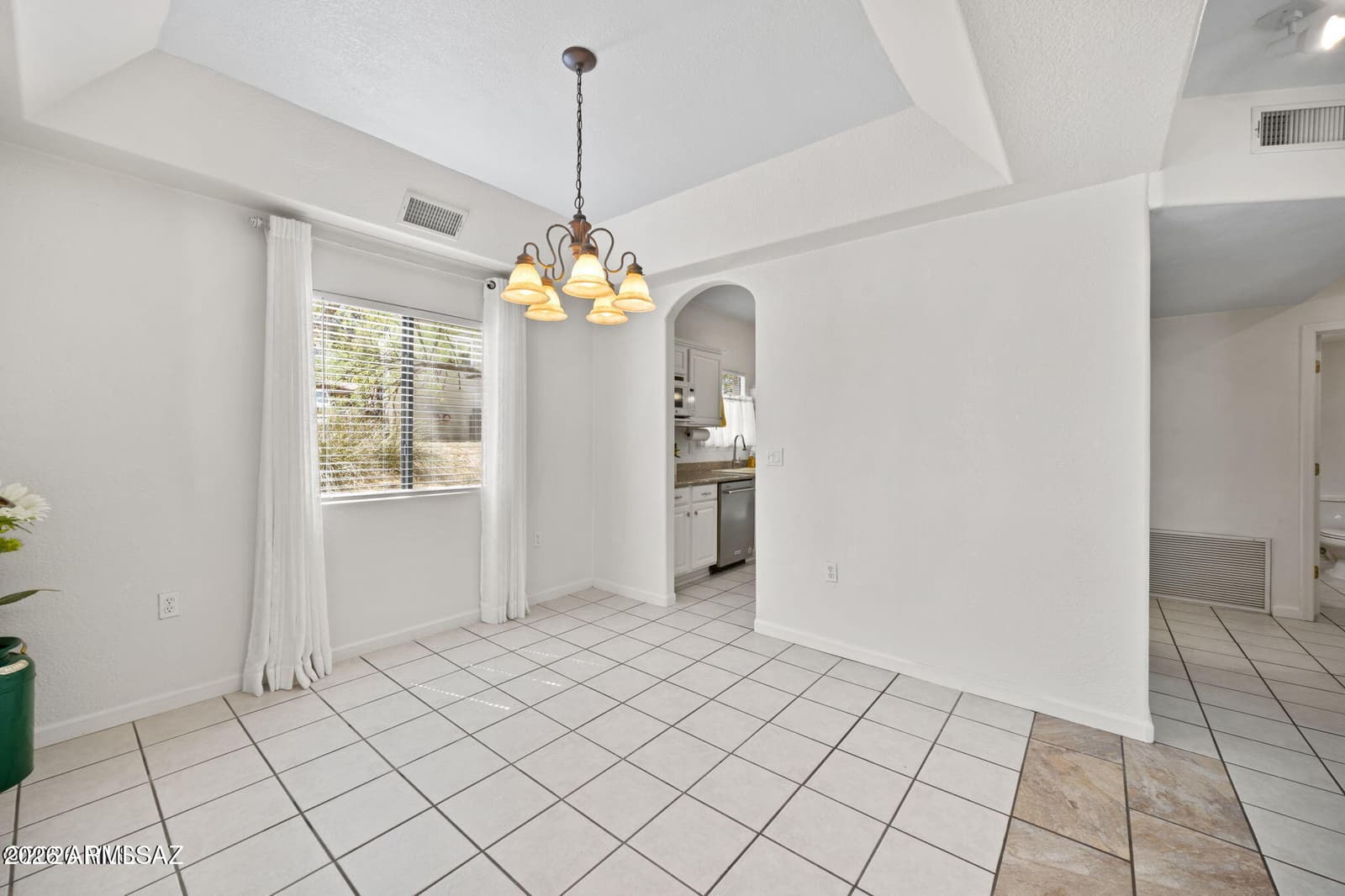 1045 E NUESTRO Street, Oracle, AZ 85623 — photo 8 of 50