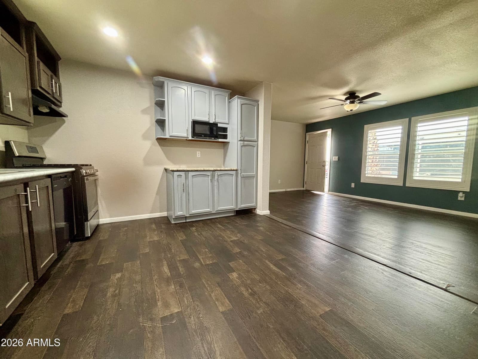 7302 W Peoria Avenue 71, Peoria, AZ 85345 — photo 8 of 17