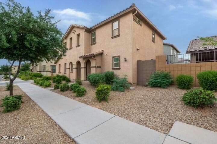 11692 N 165TH Lane, Surprise, AZ 85388 — photo 5 of 48