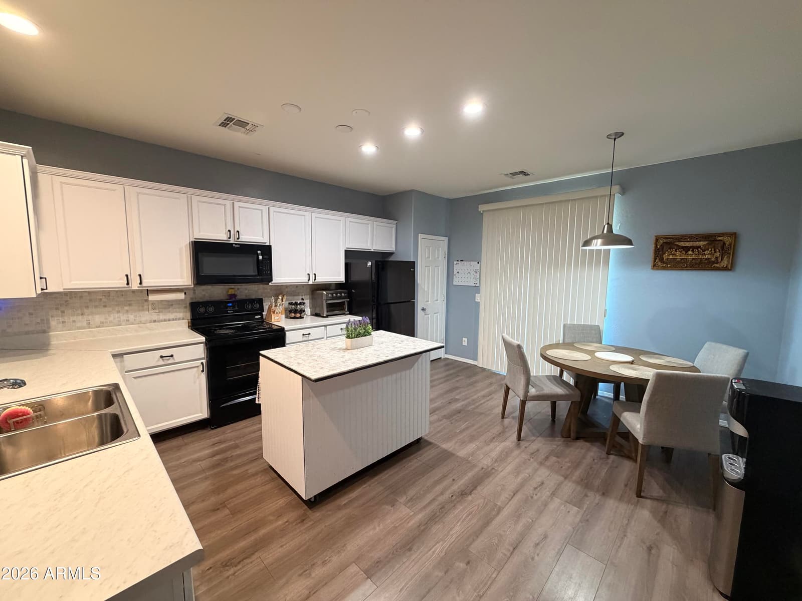 12021 W DAVIS Lane, Avondale, AZ 85323 — photo 5 of 11