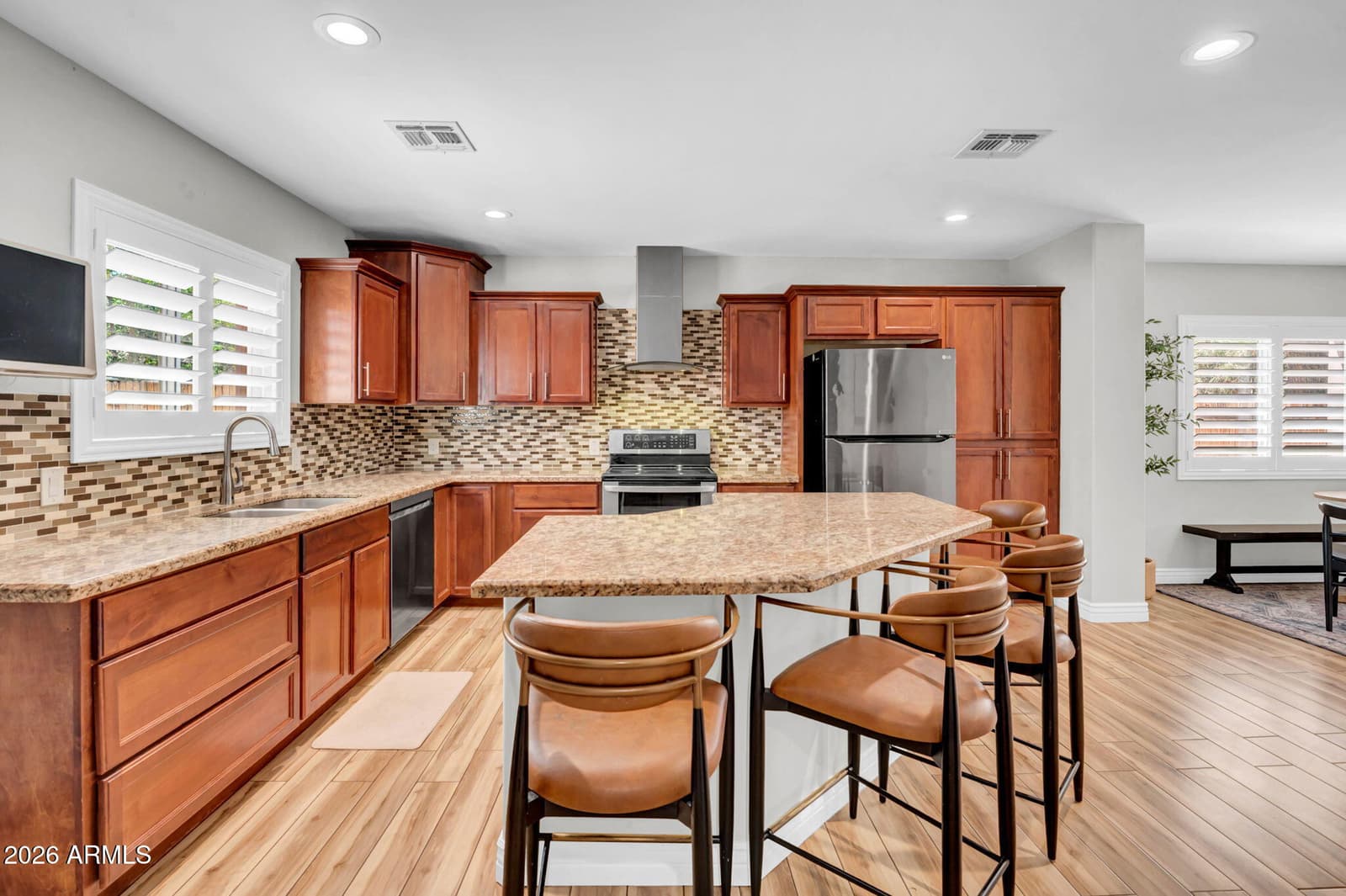 2405 N 27TH Place, Phoenix, AZ 85008 — photo 12 of 30
