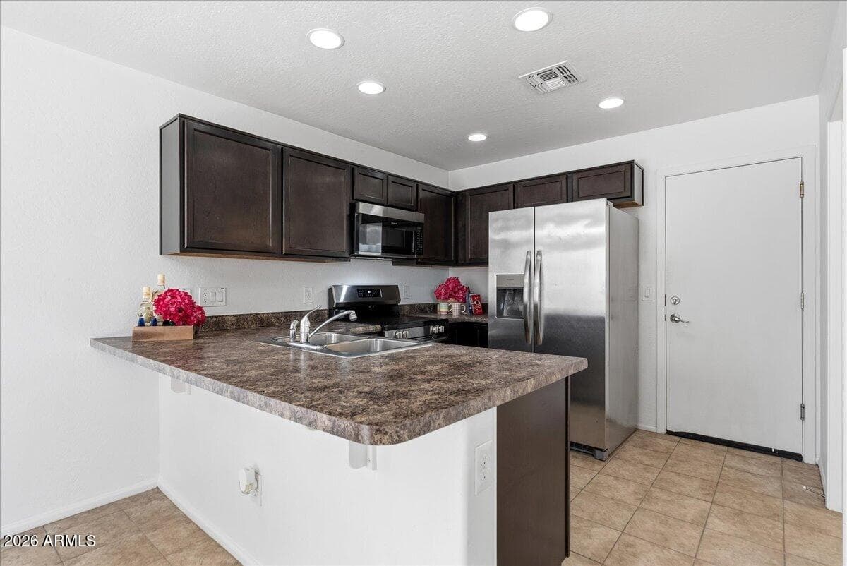 6161 E DESERT SPOON Lane E, Florence, AZ 85132 — photo 13 of 36