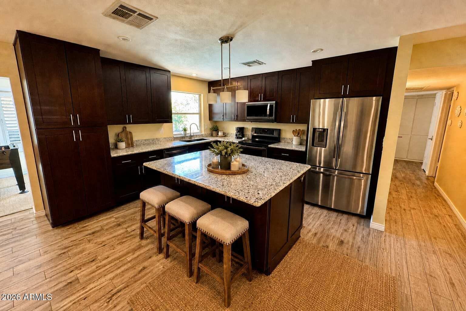 8238 E VISTA Drive, Scottsdale, AZ 85250 — photo 6 of 55