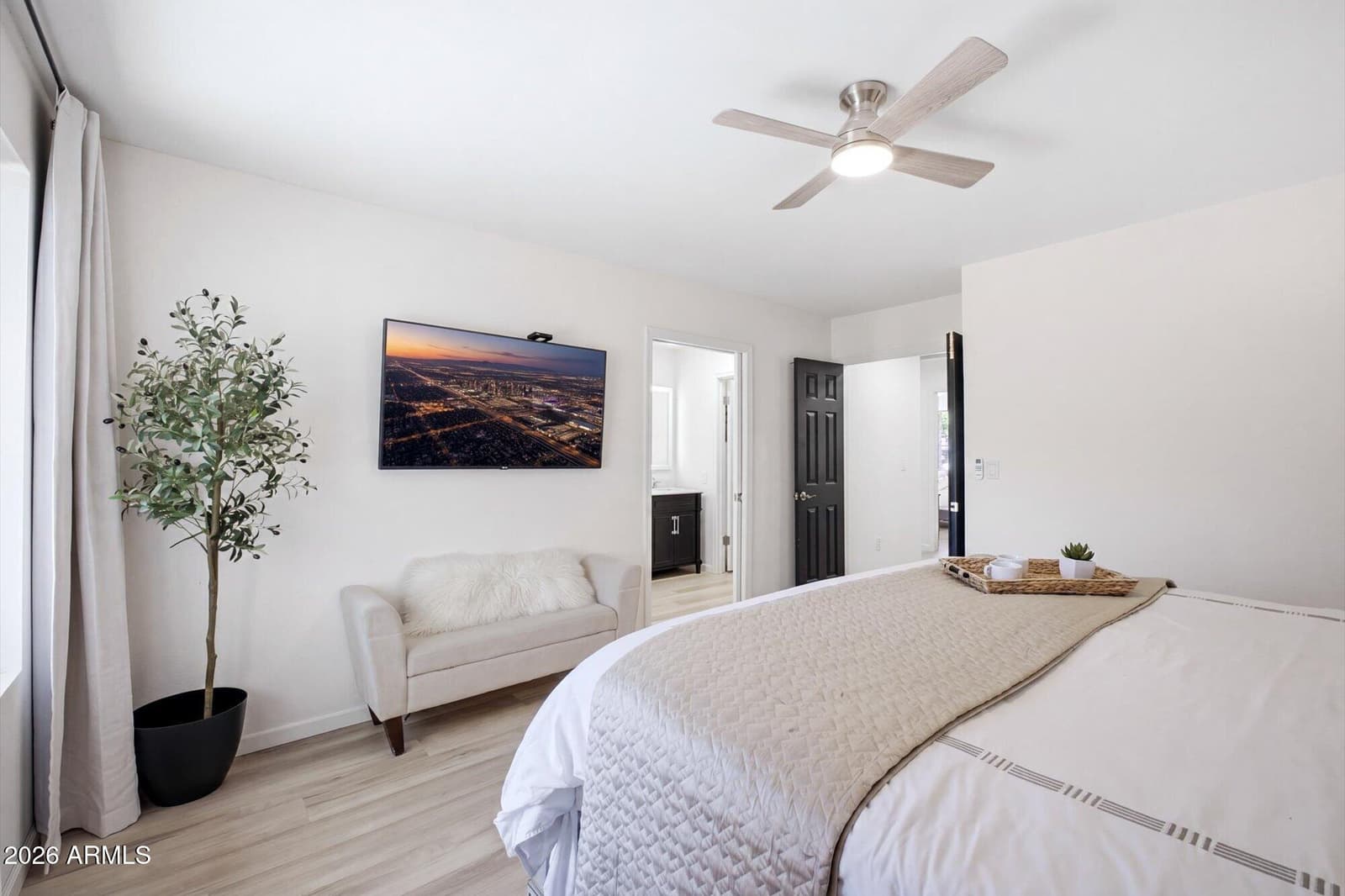 15602 N 37TH Street, Phoenix, AZ 85032 — photo 12 of 51