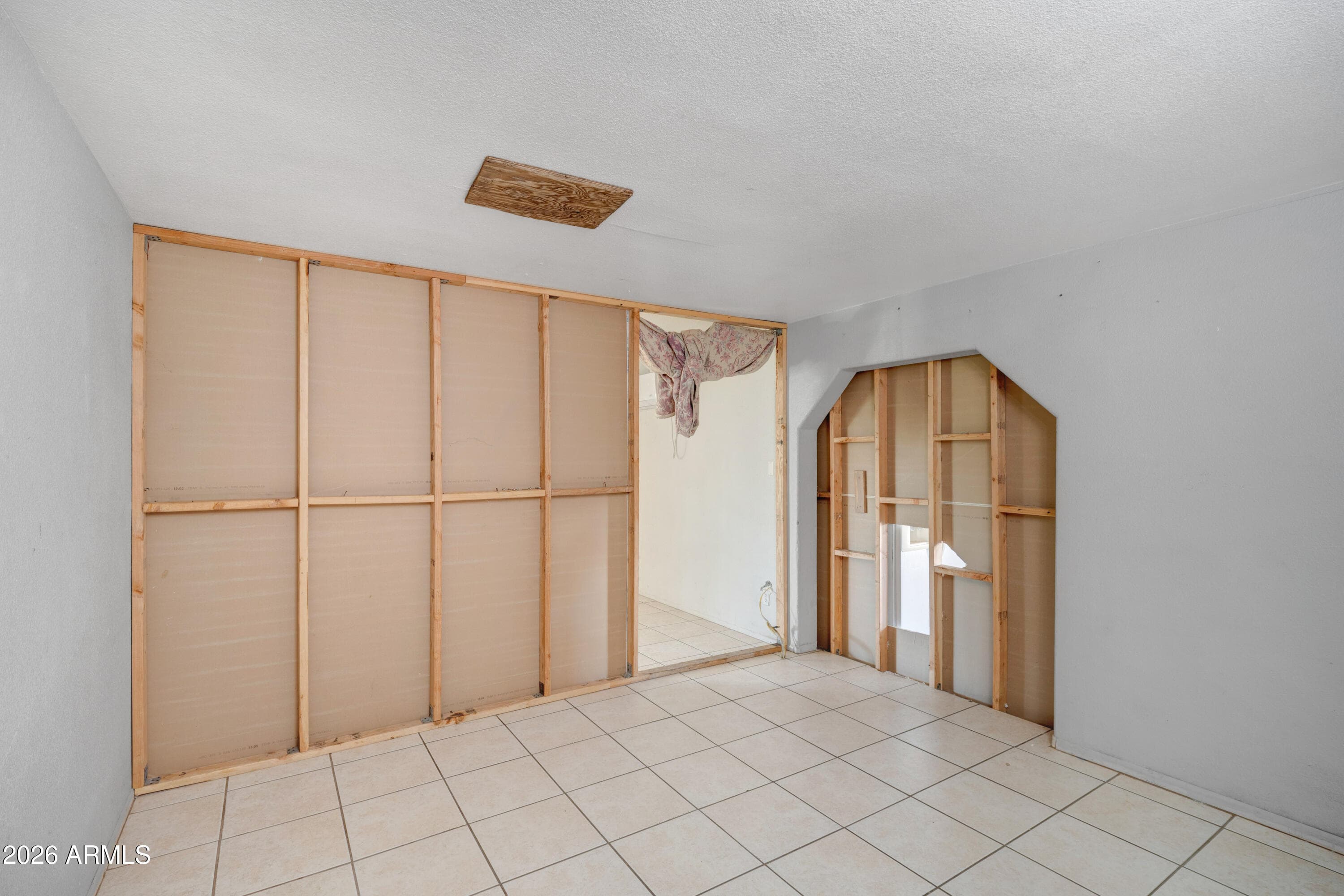 6218 W MEDLOCK Drive, Glendale, AZ 85301 — photo 18 of 36