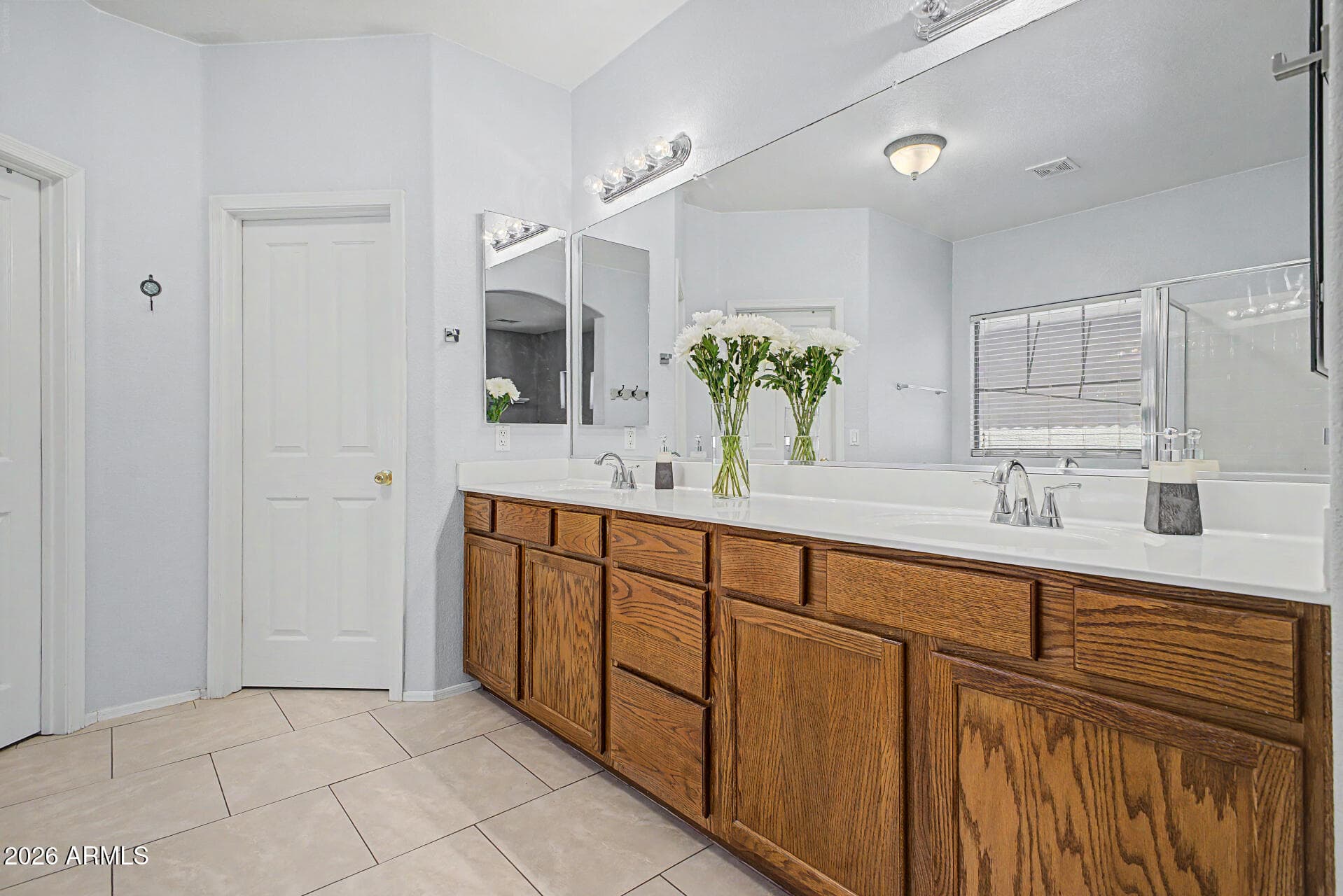 3449 E VERNON Street, Gilbert, AZ 85298 — photo 14 of 20