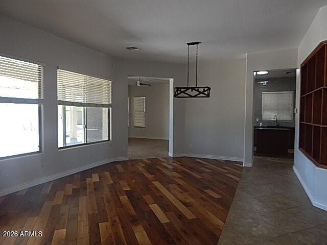 13641 S 180TH Avenue, Goodyear, AZ 85338 — photo 4 of 16