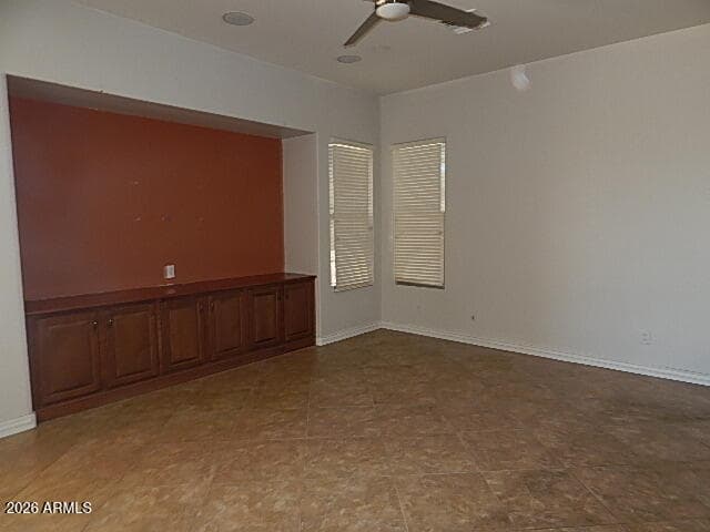 13641 S 180TH Avenue, Goodyear, AZ 85338 — photo 6 of 16