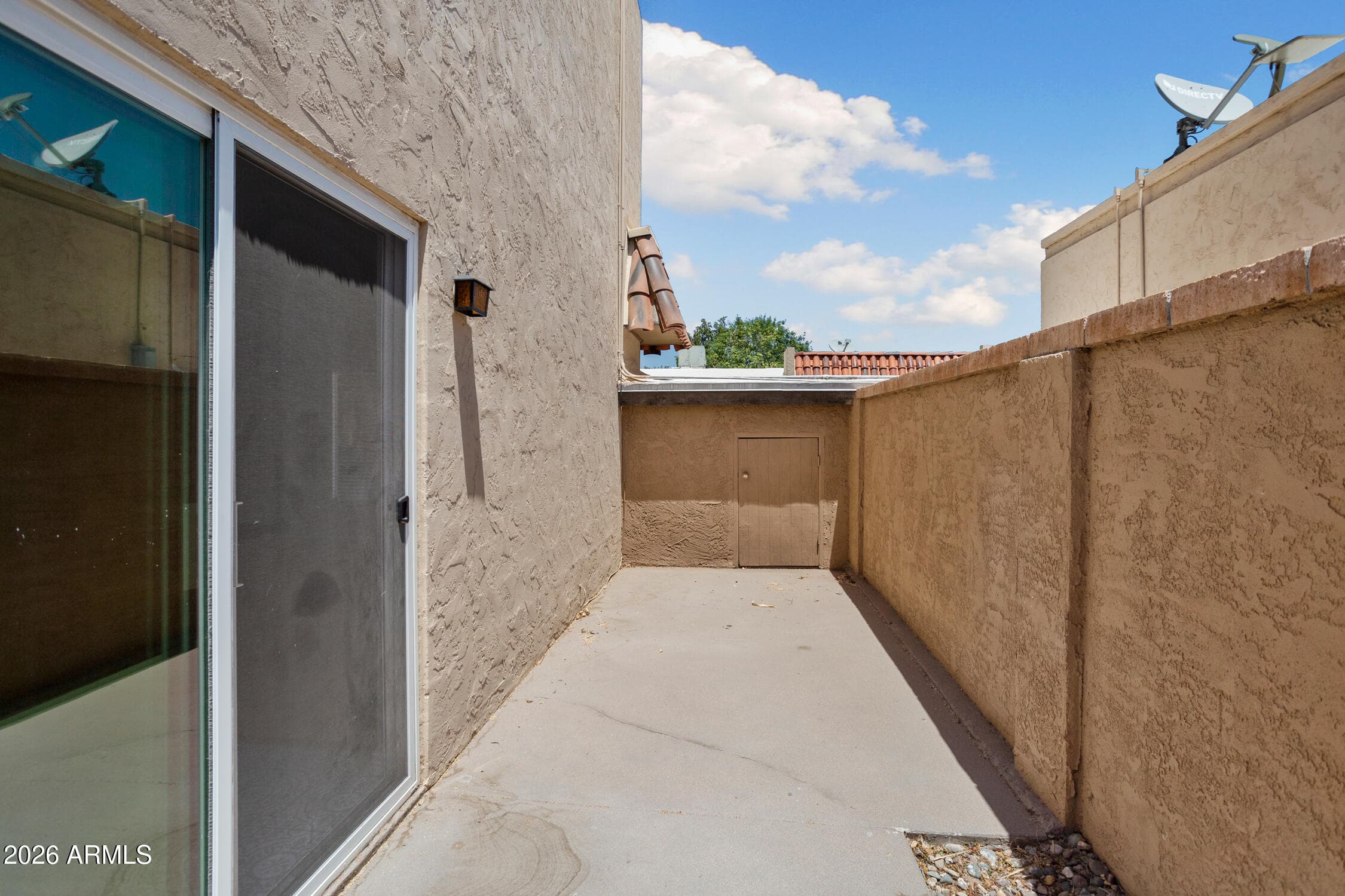 1320 E BETHANY HOME Road 102, Phoenix, AZ 85014 — photo 16 of 30