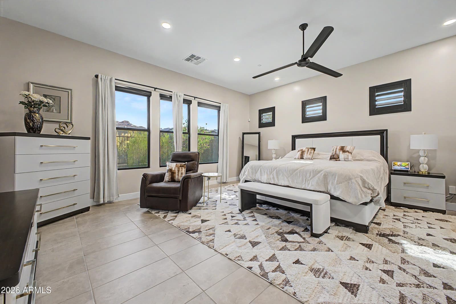 13271 E DESERT VISTA Road, Scottsdale, AZ 85255 — photo 15 of 47