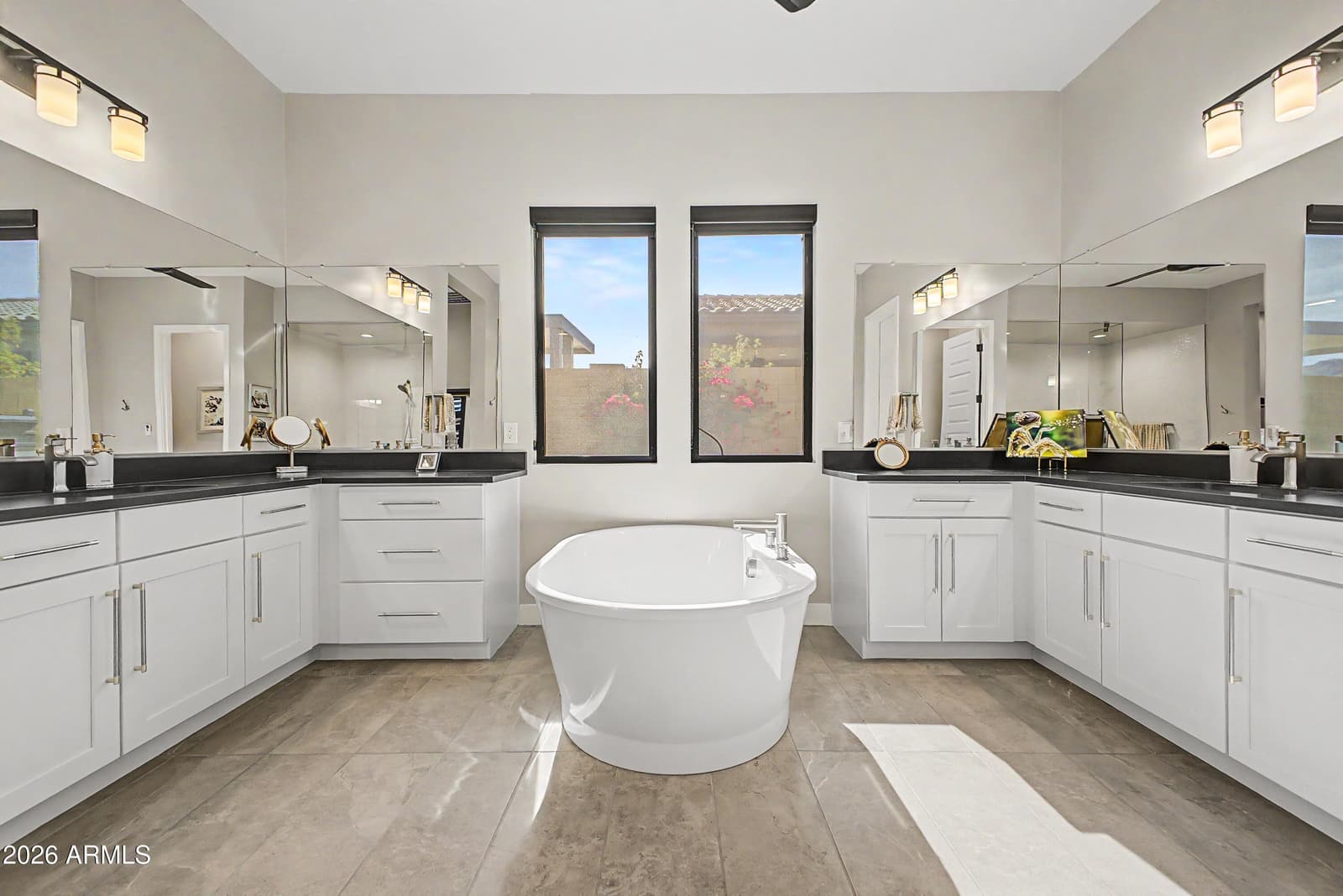13271 E DESERT VISTA Road, Scottsdale, AZ 85255 — photo 17 of 47