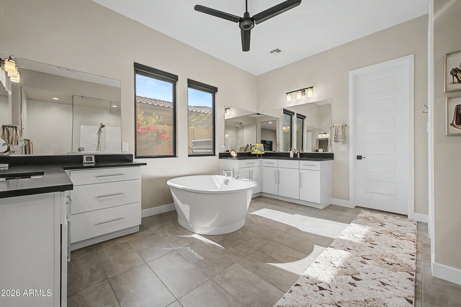 13271 E DESERT VISTA Road, Scottsdale, AZ 85255 — photo 18 of 47