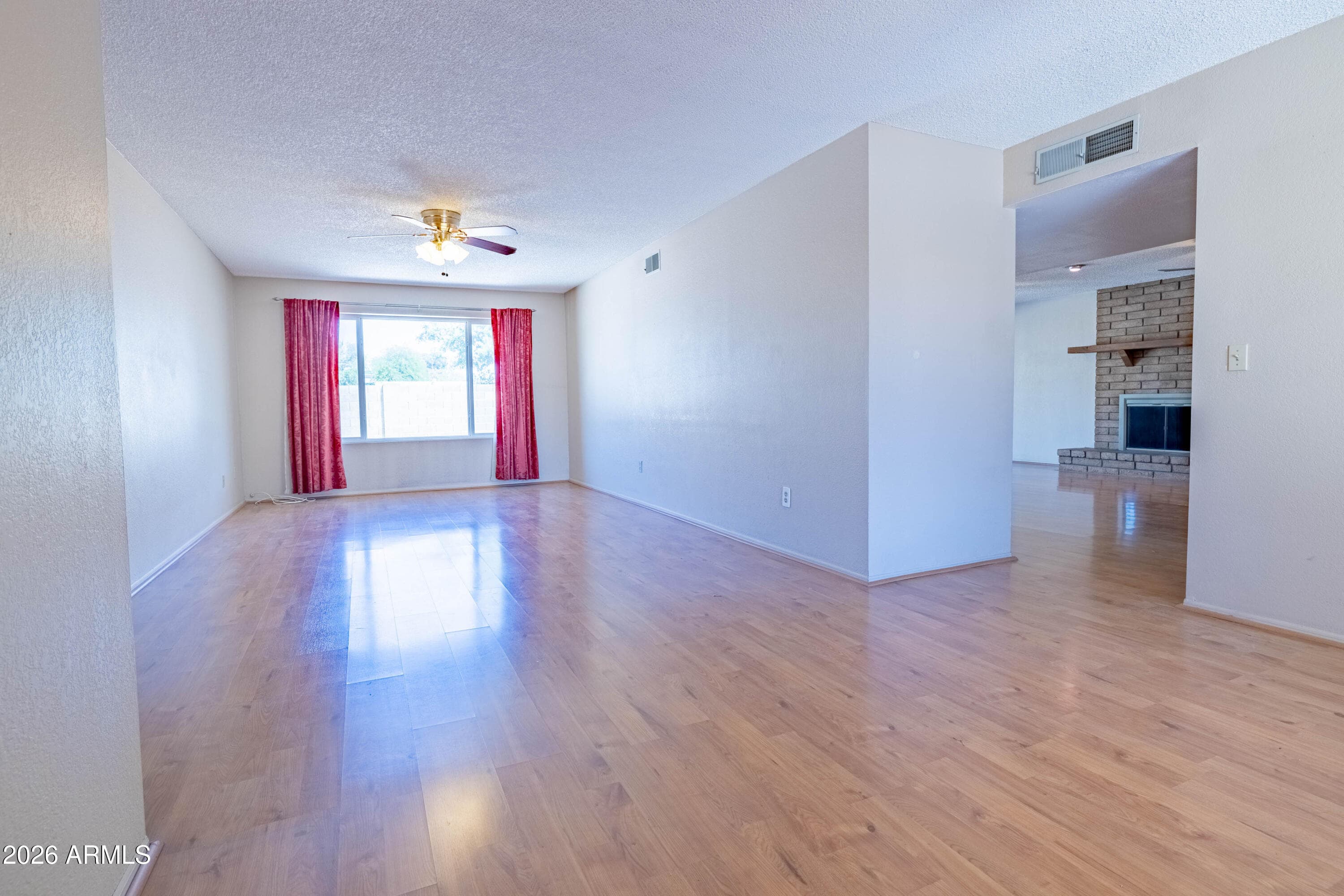 2418 W BROOKS Street, Chandler, AZ 85224 — photo 7 of 36