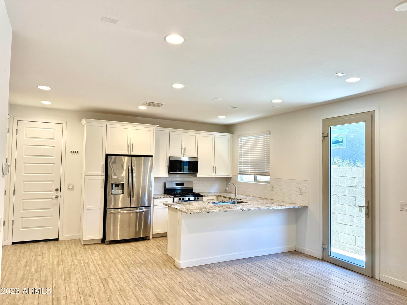 1533 W CARMEN Street, Phoenix, AZ 85041 — photo 15 of 67