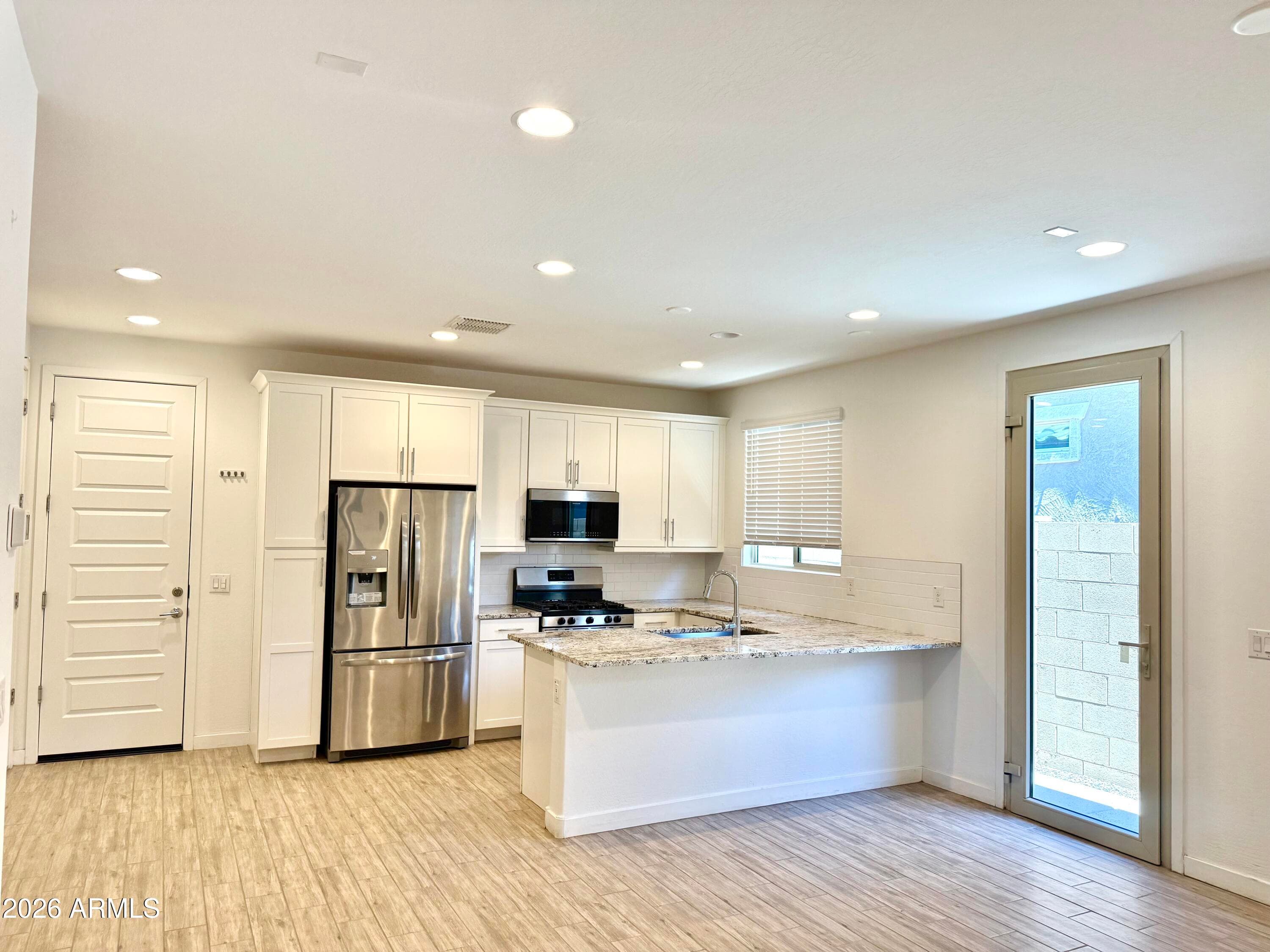 1533 W CARMEN Street, Phoenix, AZ 85041 — photo 15 of 67