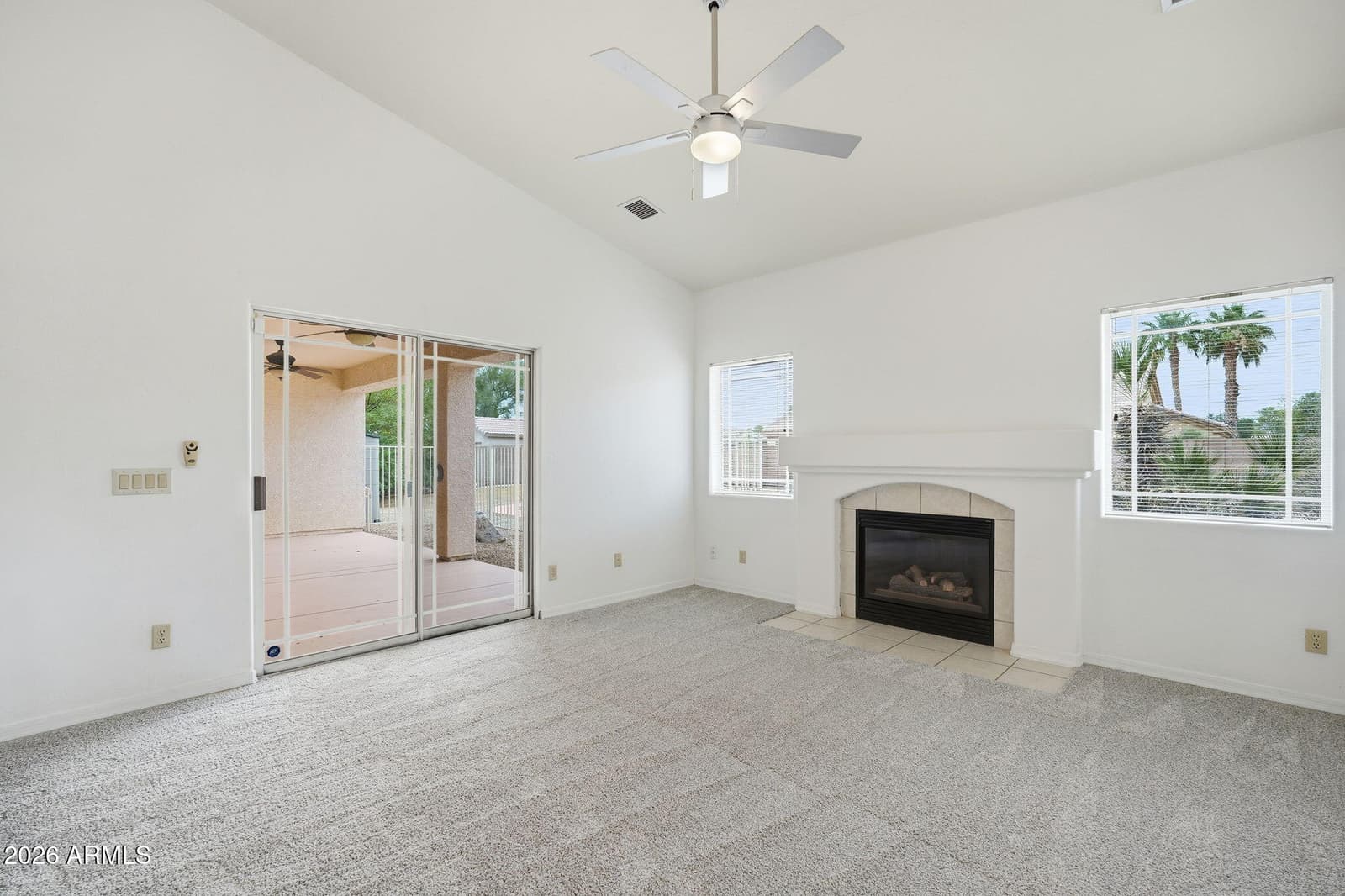 320 E QUAIL Court, Casa Grande, AZ 85122 — photo 5 of 40