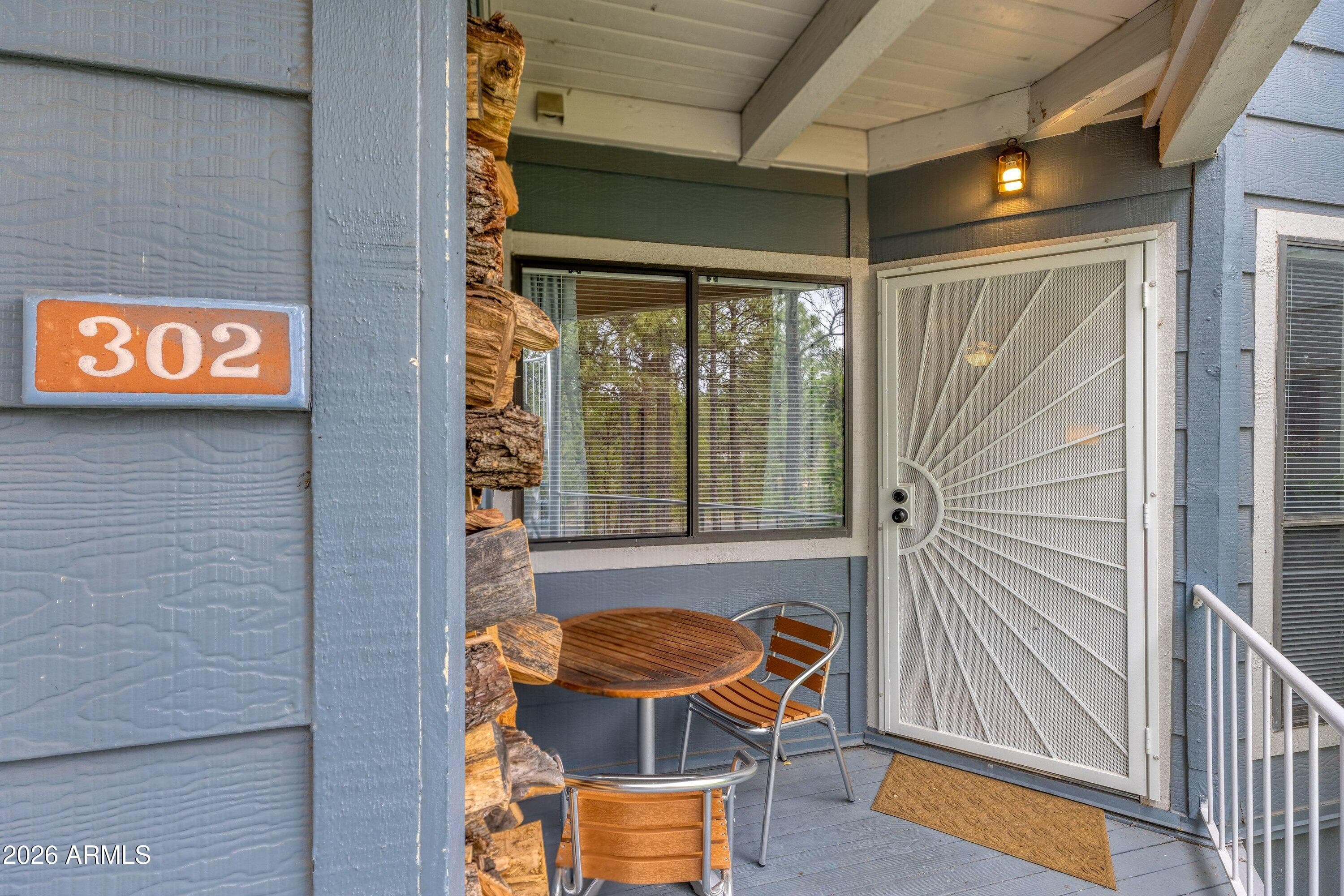 2700 S WHITE MOUNTAIN Road 302, Show Low, AZ 85901 — photo 3 of 21