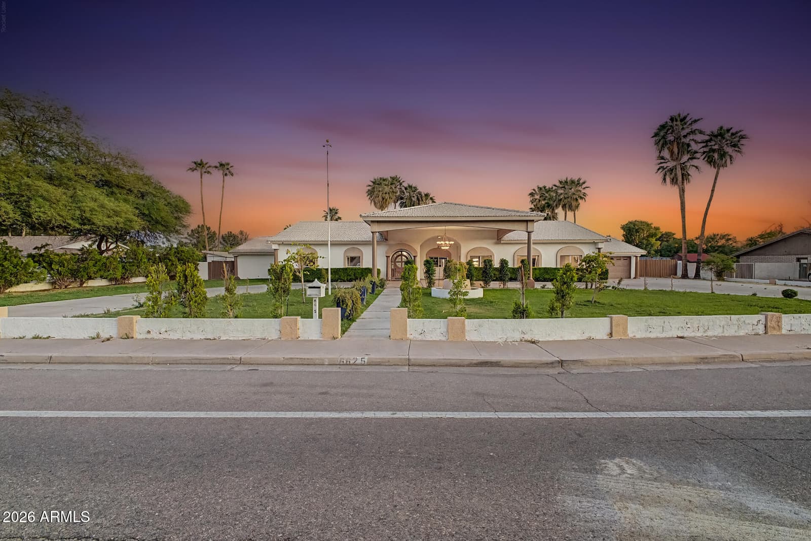 6625 W SWEETWATER Avenue, Glendale, AZ 85304