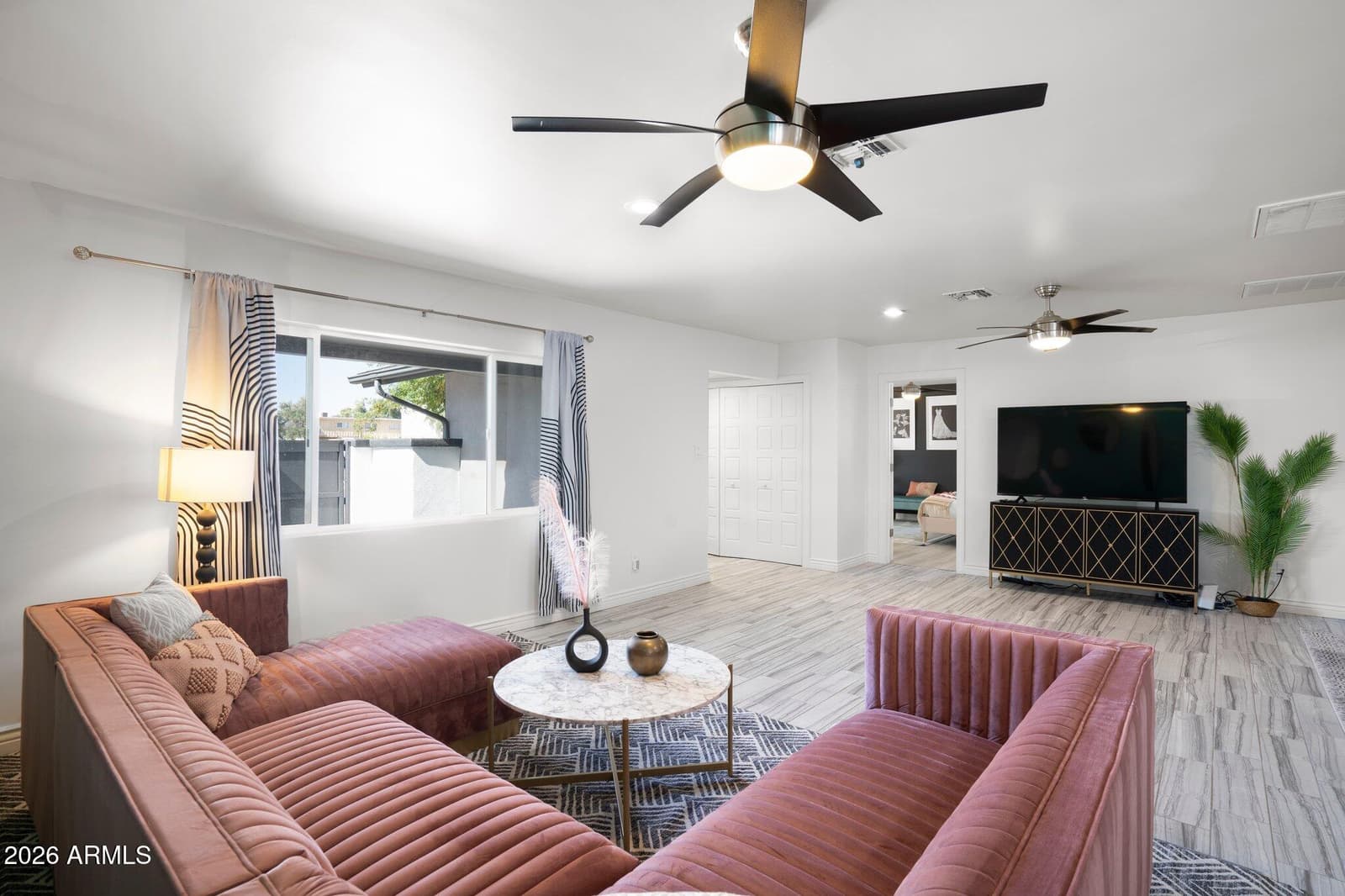 8237 E CHAPARRAL Road, Scottsdale, AZ 85250 — photo 5 of 56