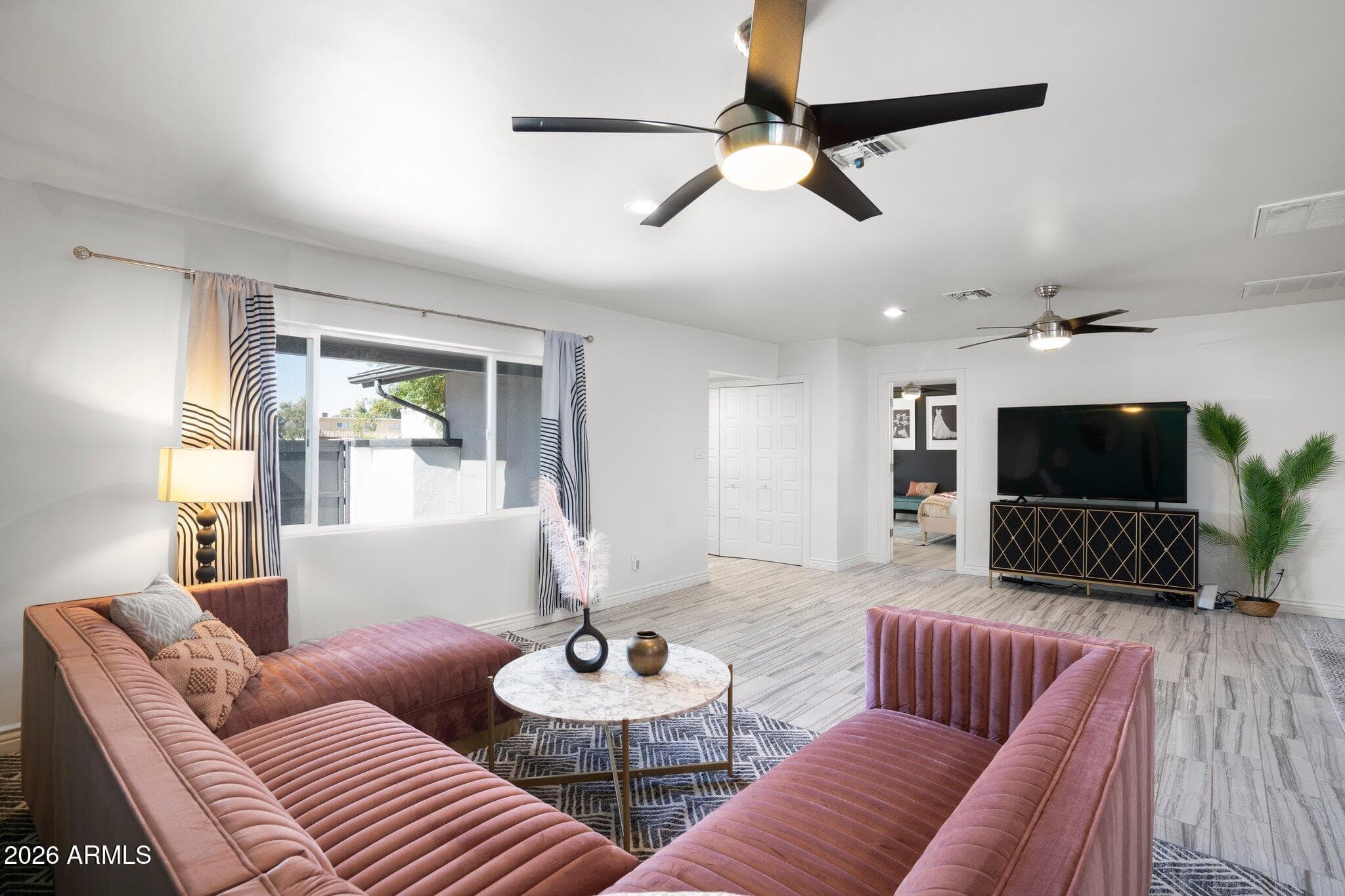 8237 E CHAPARRAL Road, Scottsdale, AZ 85250 — photo 5 of 56