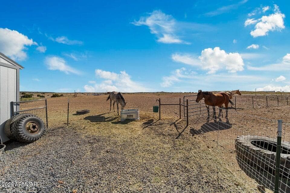 660 S FOOTHILLS Boulevard, Taylor, AZ 85939 — photo 37 of 53