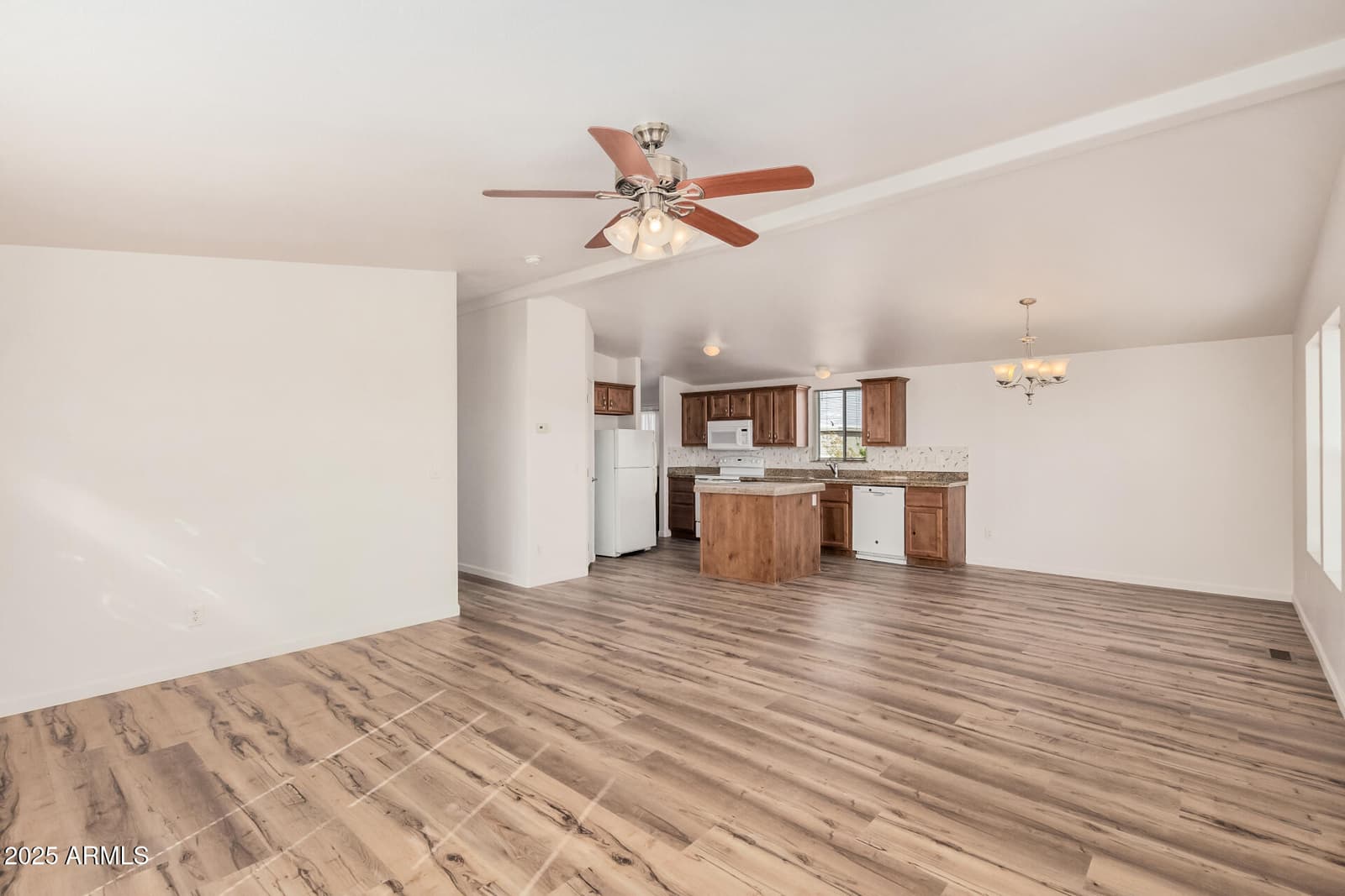16619 W WINDSTONE Trail, Surprise, AZ 85387 — photo 4 of 32