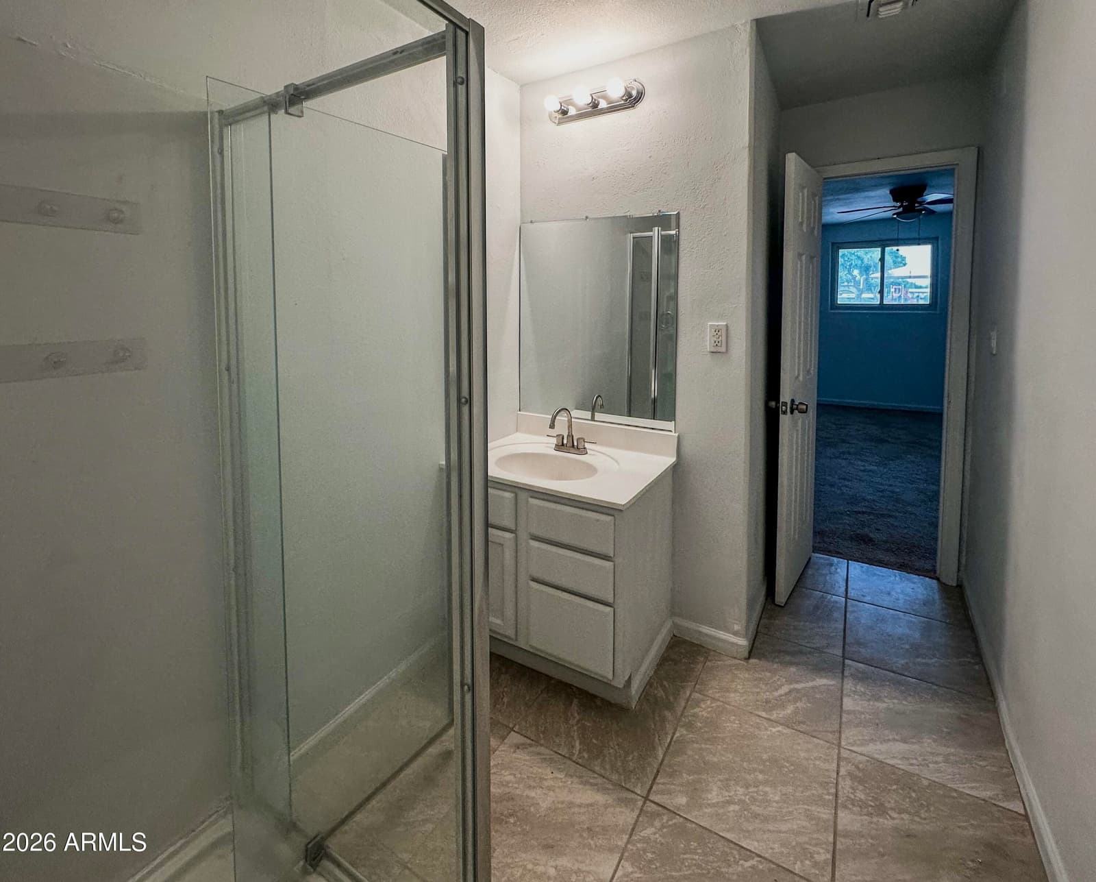 5408 S 19TH Avenue, Phoenix, AZ 85041 — photo 11 of 15