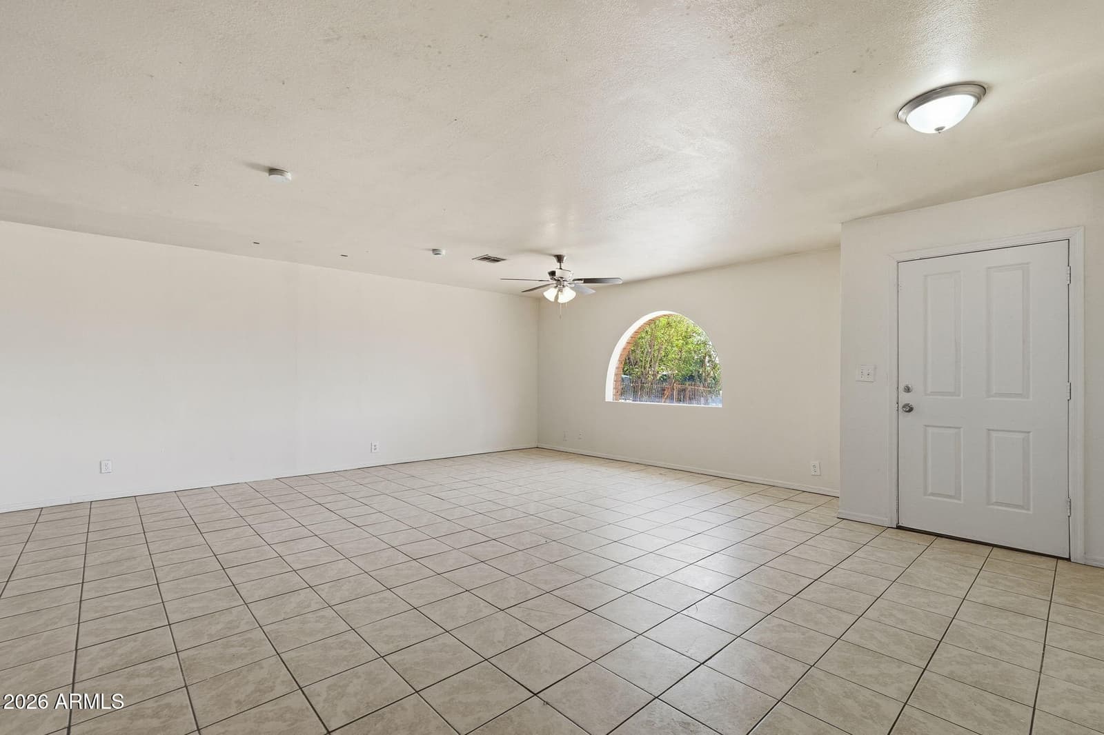 6452 W THOMAS Road, Phoenix, AZ 85033 — photo 3 of 29