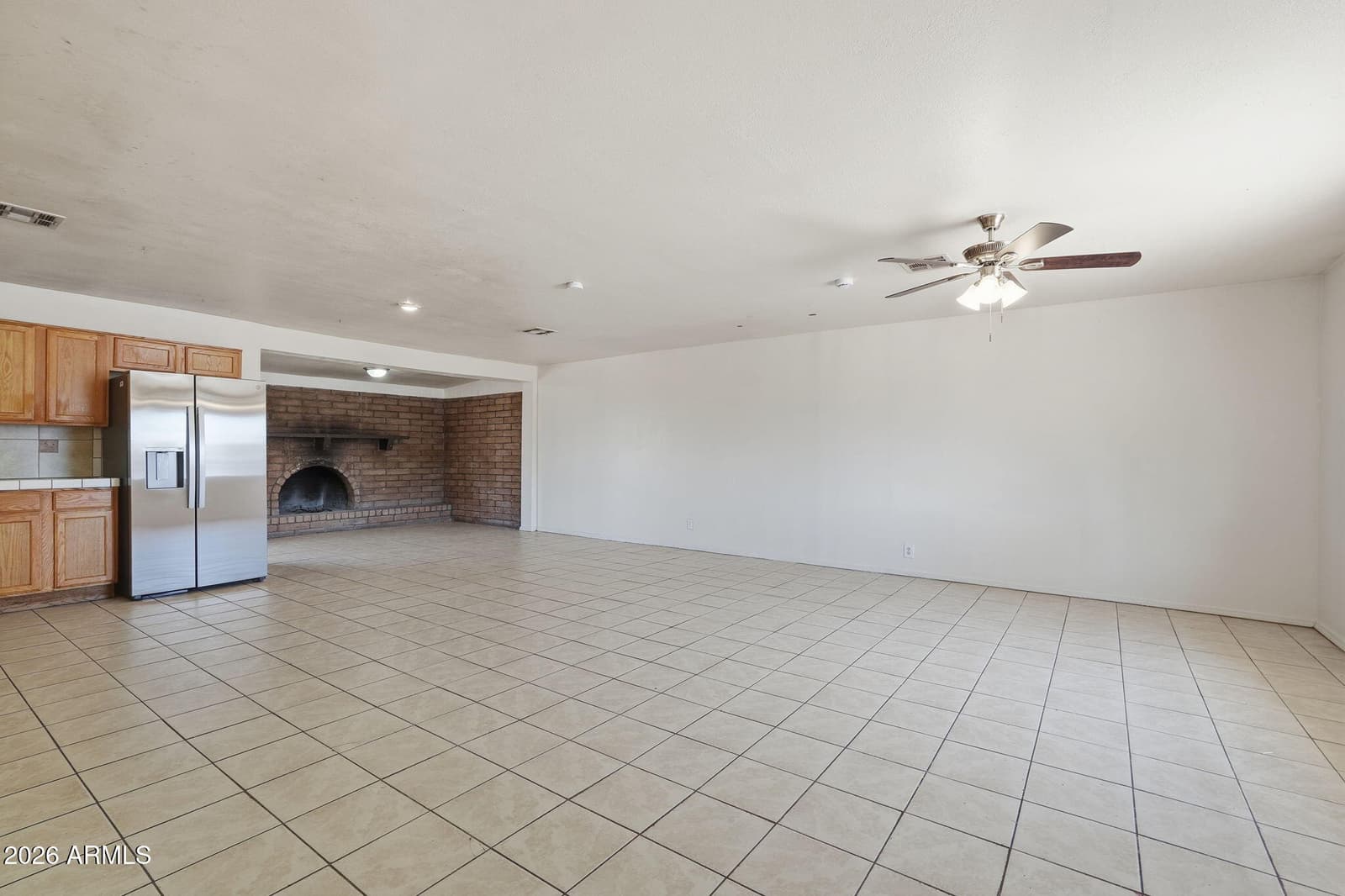 6452 W THOMAS Road, Phoenix, AZ 85033 — photo 6 of 29