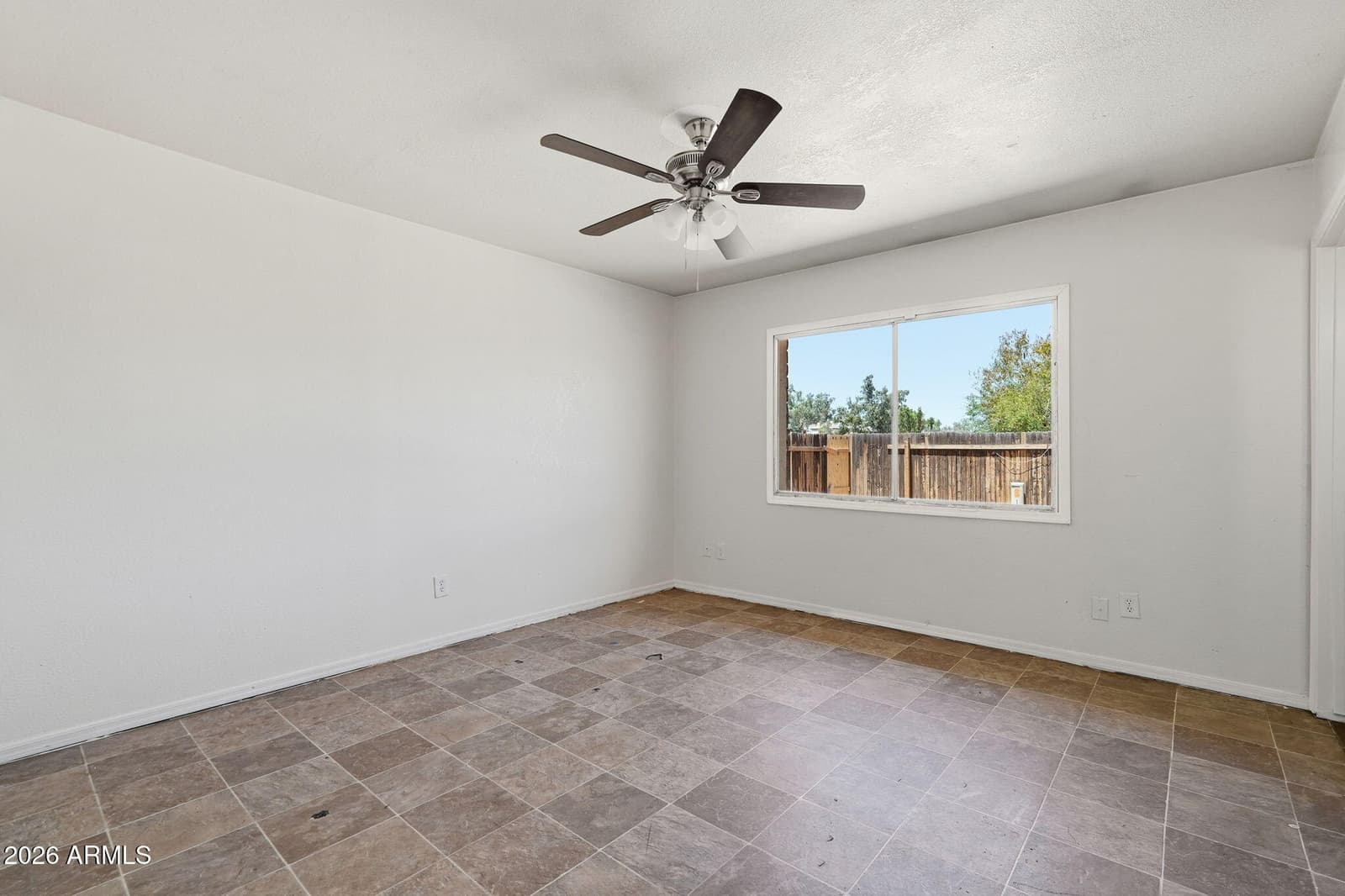 6452 W THOMAS Road, Phoenix, AZ 85033 — photo 14 of 29