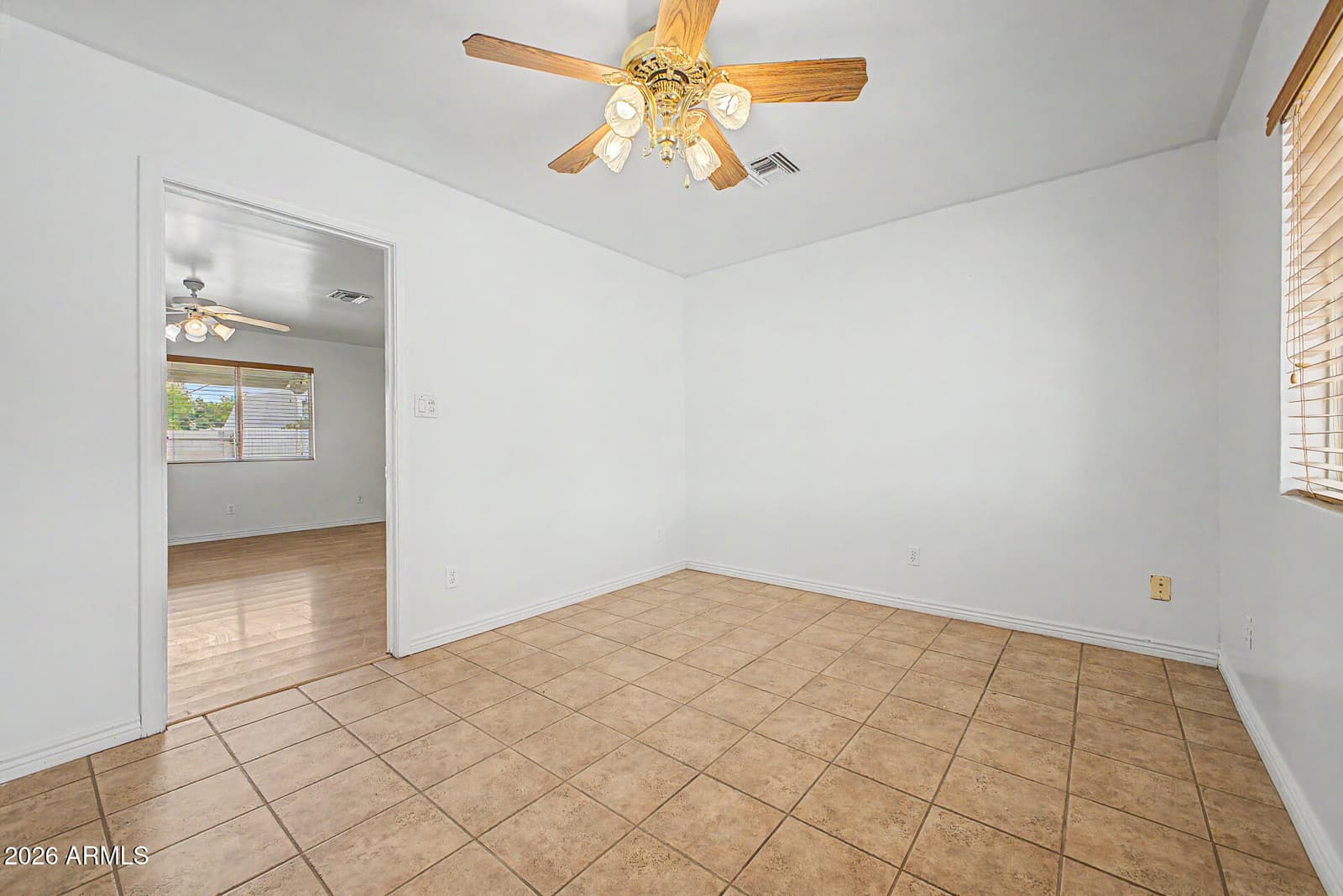 1043 W 5TH Street, Mesa, AZ 85201 — photo 3 of 30