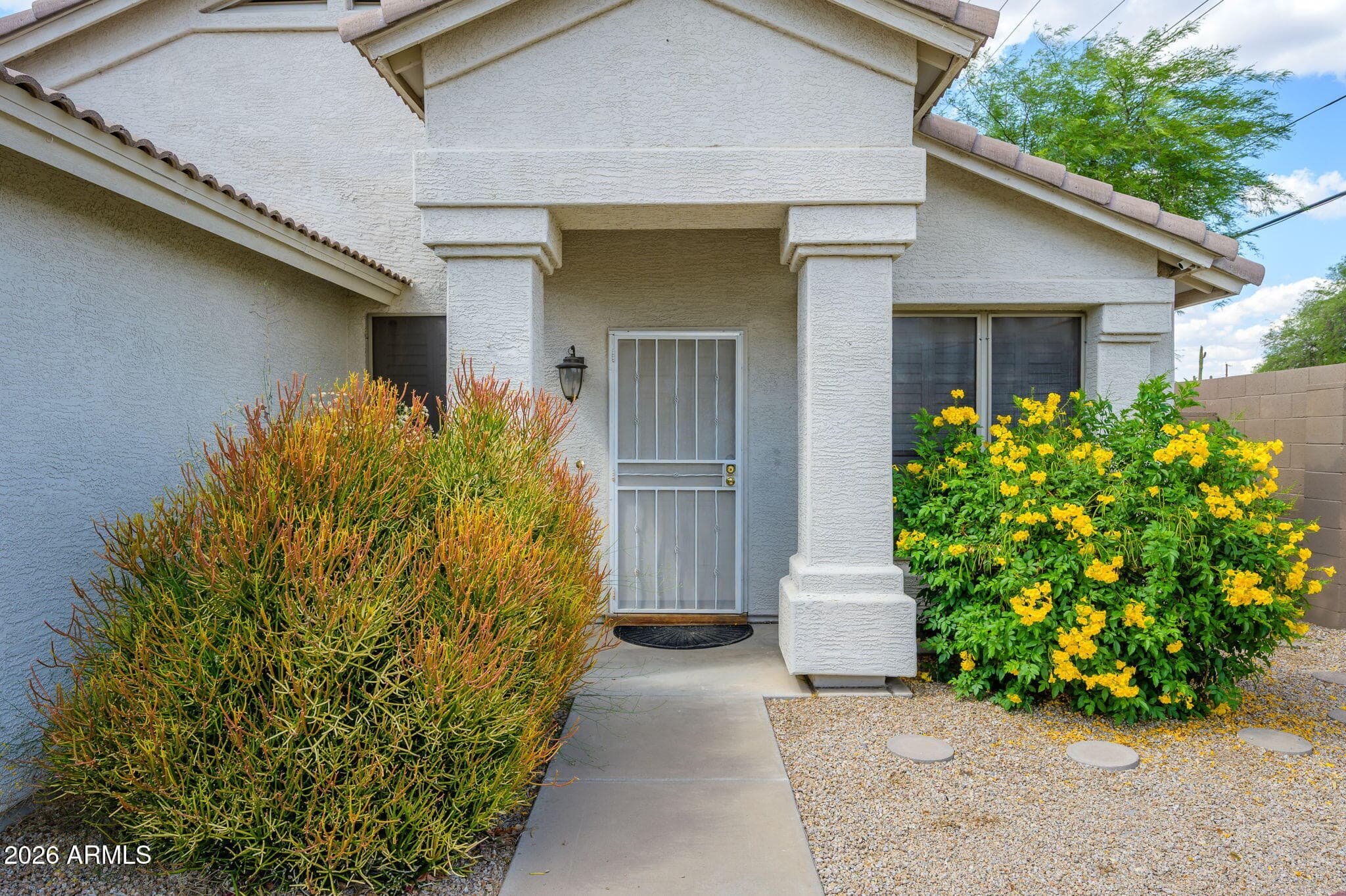 3136 E ROVEEN Avenue, Phoenix, AZ 85032 — photo 4 of 37