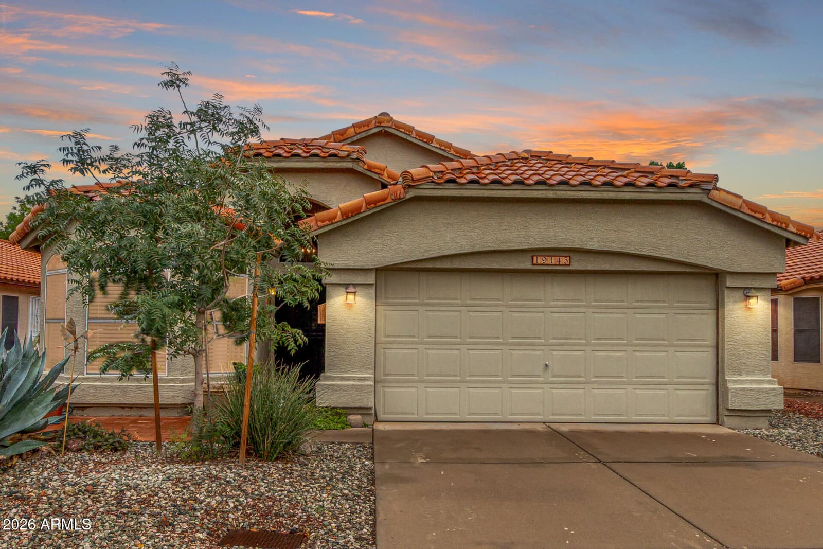 19145 N 75TH Drive, Glendale, AZ 85308 — photo 4 of 25