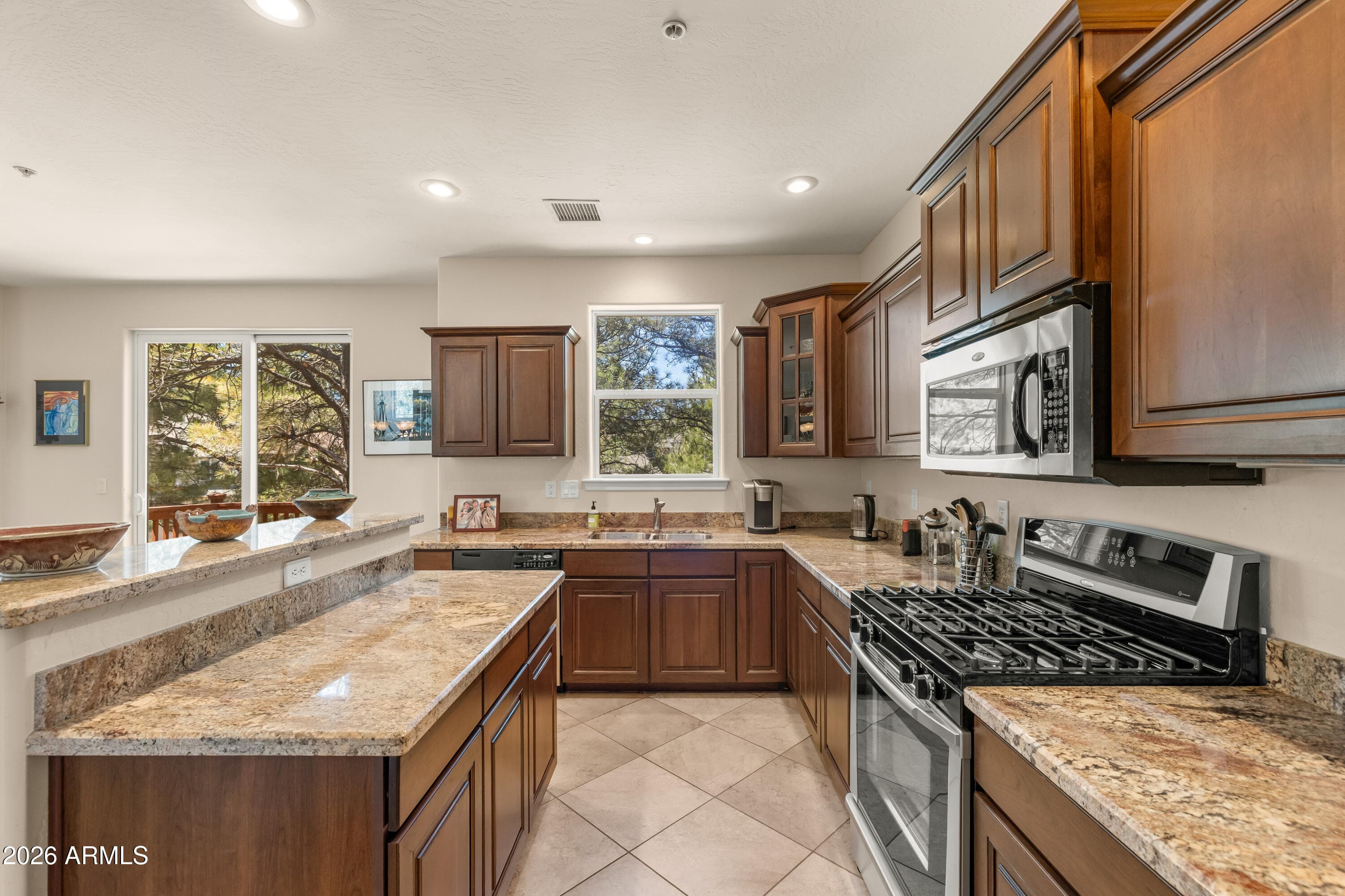 3189 S SALVESTRIN Lane, Flagstaff, AZ 86005 — photo 16 of 35