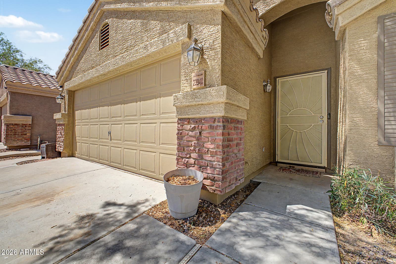 23948 W Hidalgo Avenue, Buckeye, AZ 85326 — photo 5 of 42