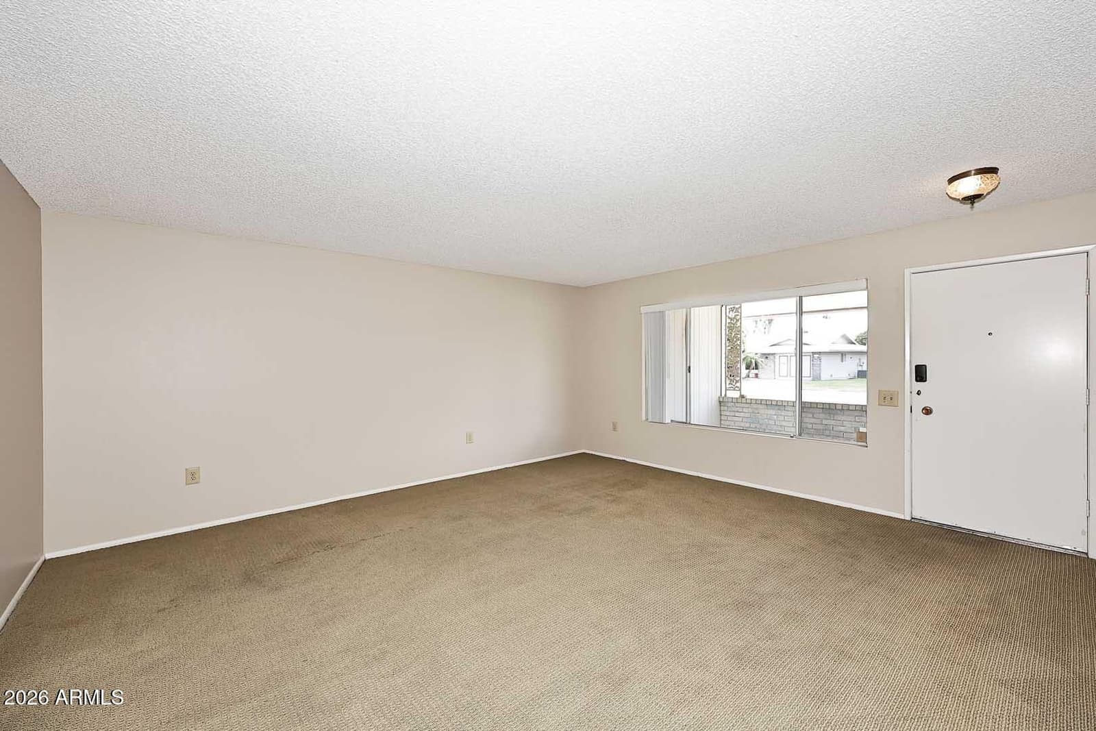 10010 W SANDSTONE Drive, Sun City, AZ 85351 — photo 5 of 44