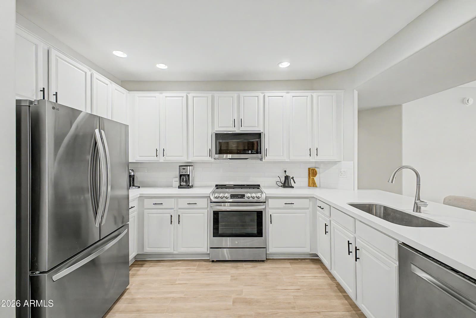 14000 N 94TH Street 1181, Scottsdale, AZ 85260 — photo 2 of 35