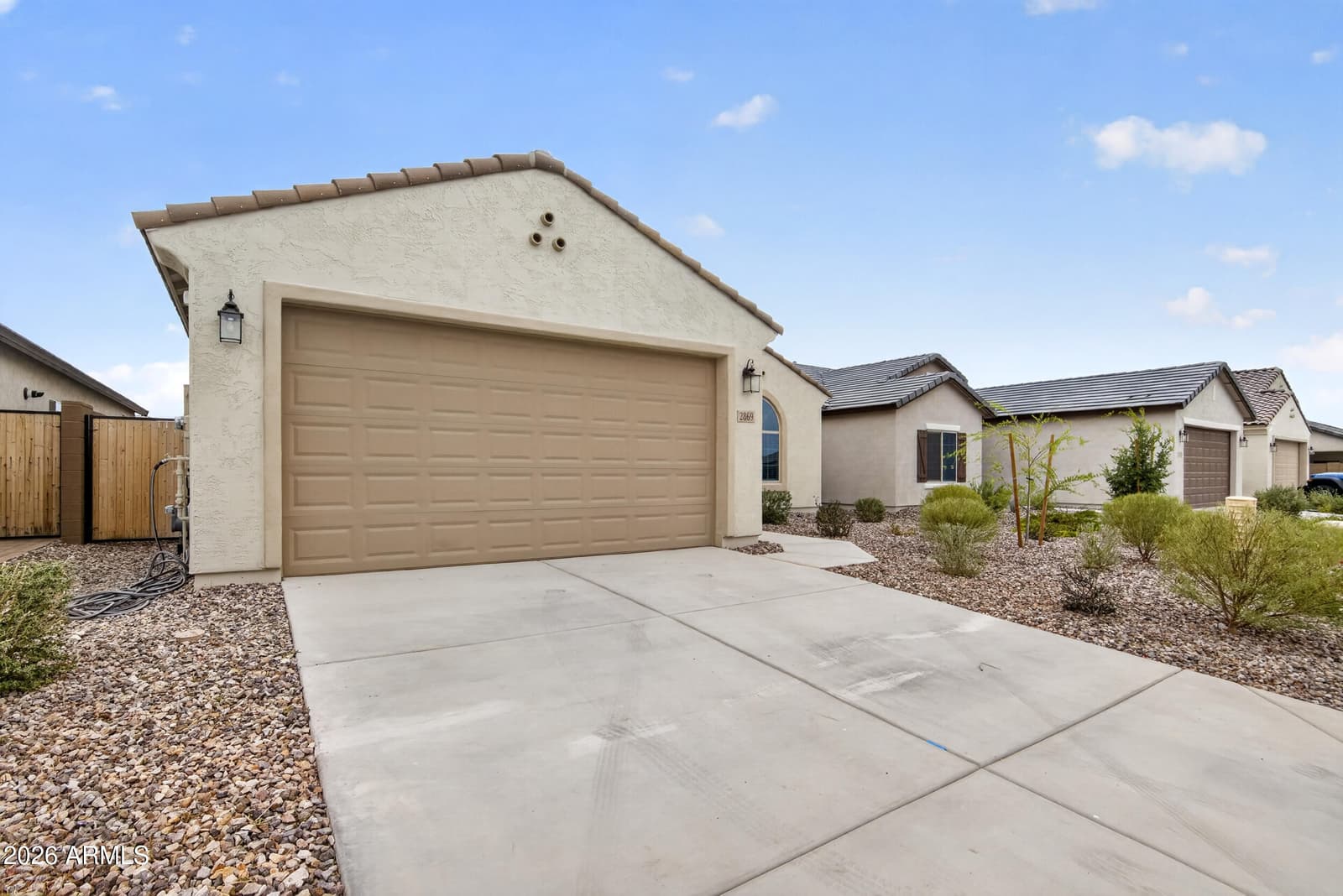 2869 N Coronado Drive, Florence, AZ 85132 — photo 3 of 45