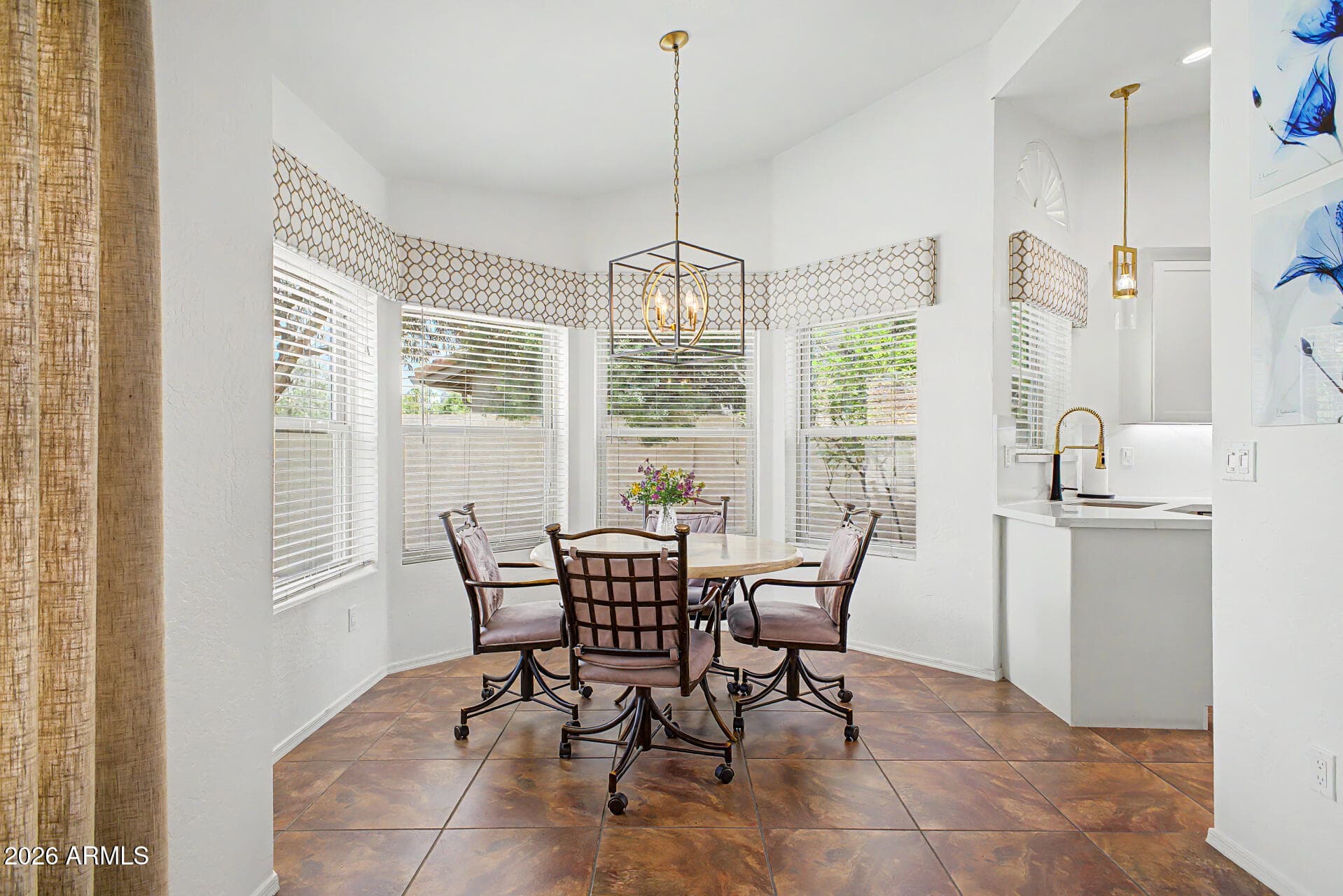 1924 E EL FREDA Road, Tempe, AZ 85284 — photo 13 of 55