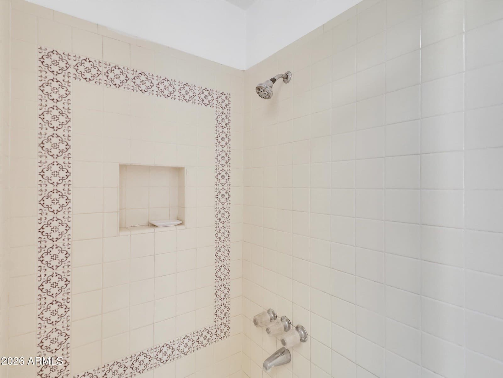 1010 E BECKER Lane, Phoenix, AZ 85020 — photo 26 of 35