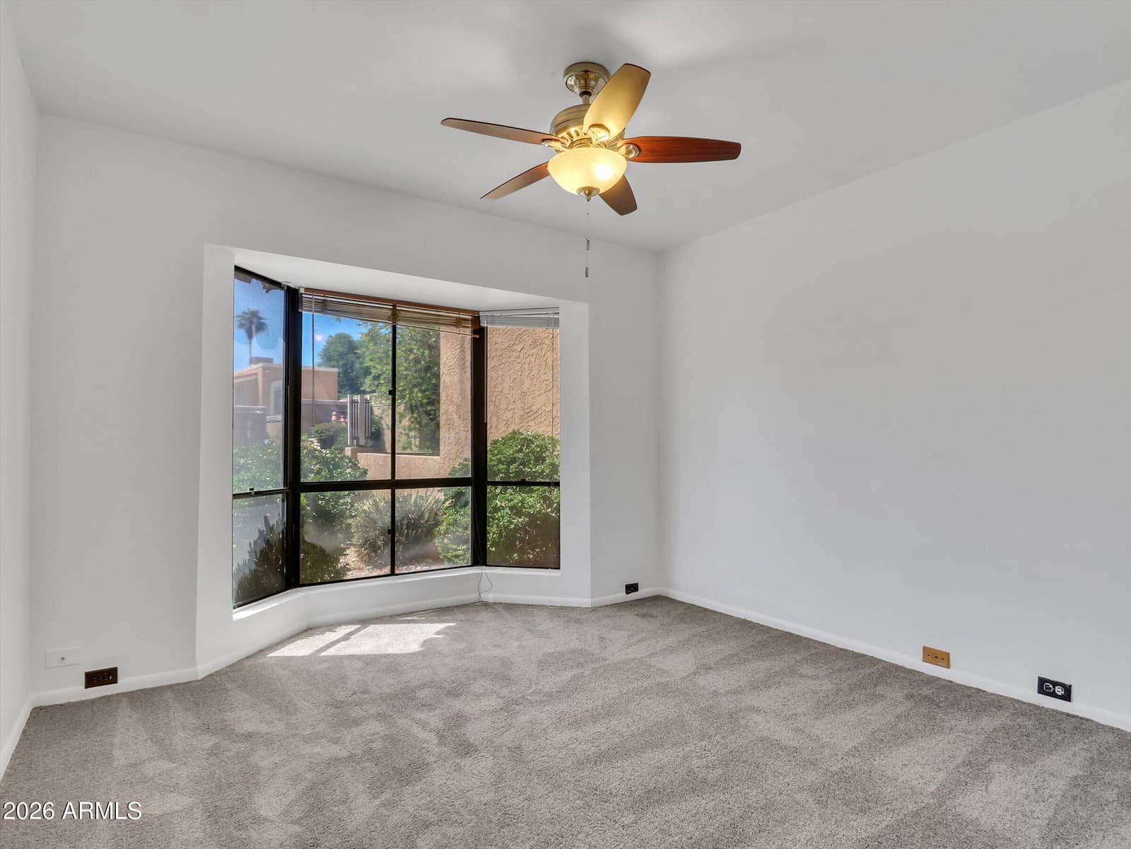 1010 E BECKER Lane, Phoenix, AZ 85020 — photo 30 of 35