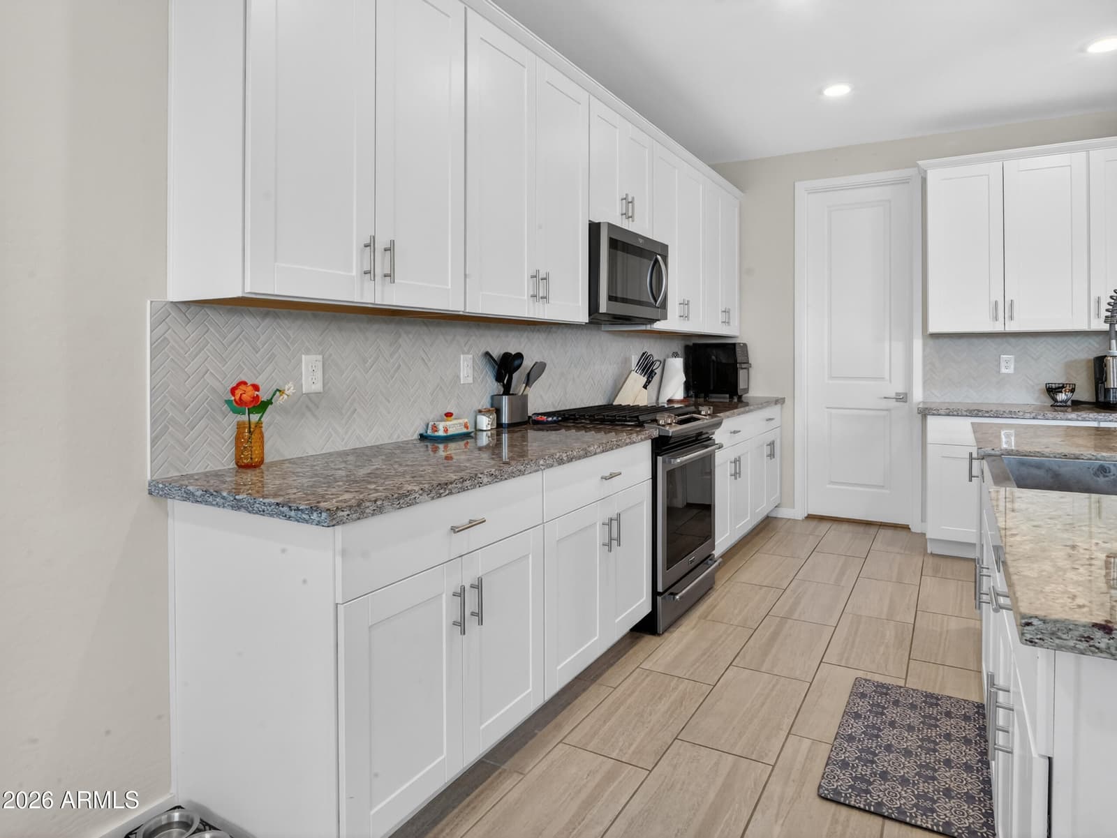 17381 W RUNNING DEER Trail, Surprise, AZ 85387 — photo 6 of 21
