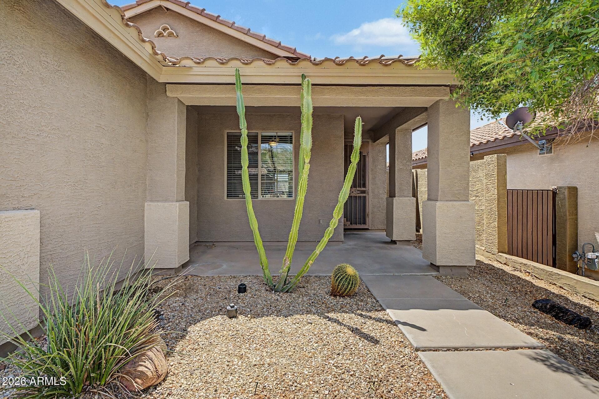 3745 W Amber Nickole Court, Phoenix, AZ 85086 — photo 4 of 61