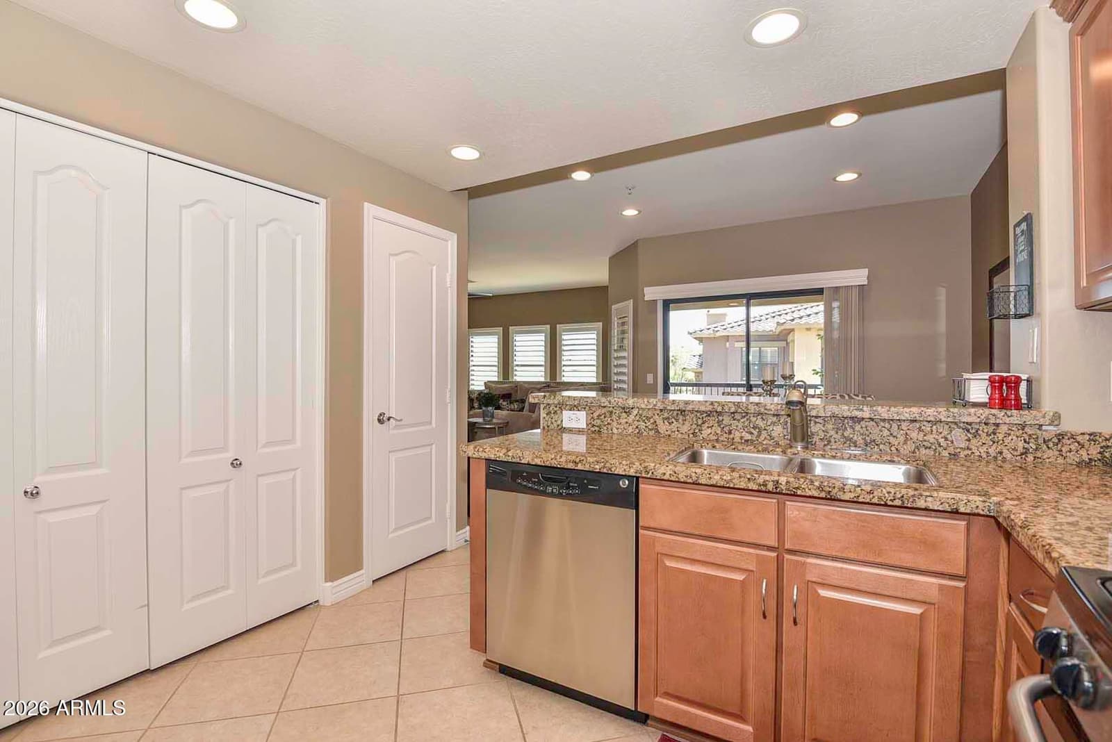 21320 N 56TH Street 2030, Phoenix, AZ 85054 — photo 11 of 50