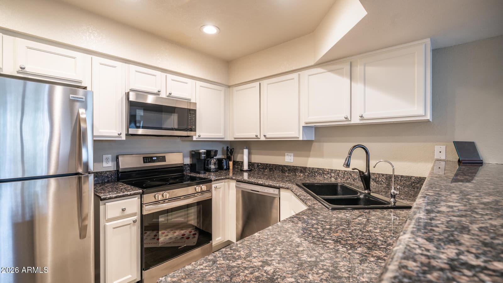 8787 E MOUNTAIN VIEW Road 1003, Scottsdale, AZ 85258 — photo 11 of 46