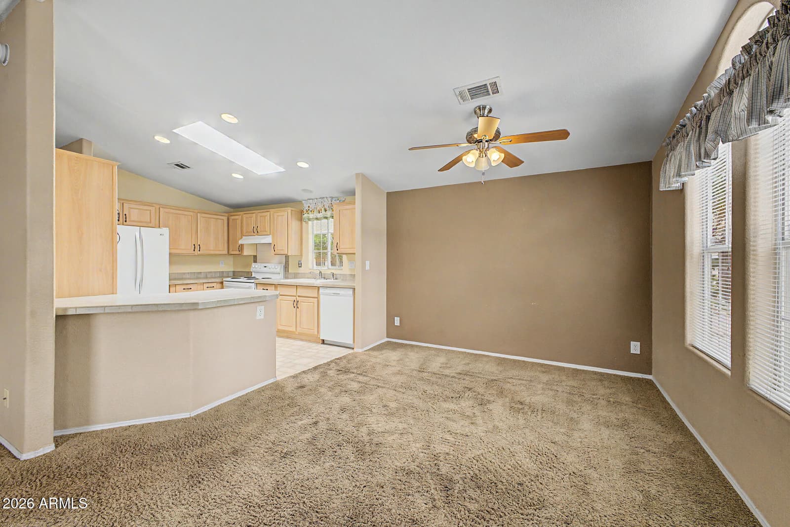 201 S GREENFIELD Road 74, Mesa, AZ 85206 — photo 15 of 42