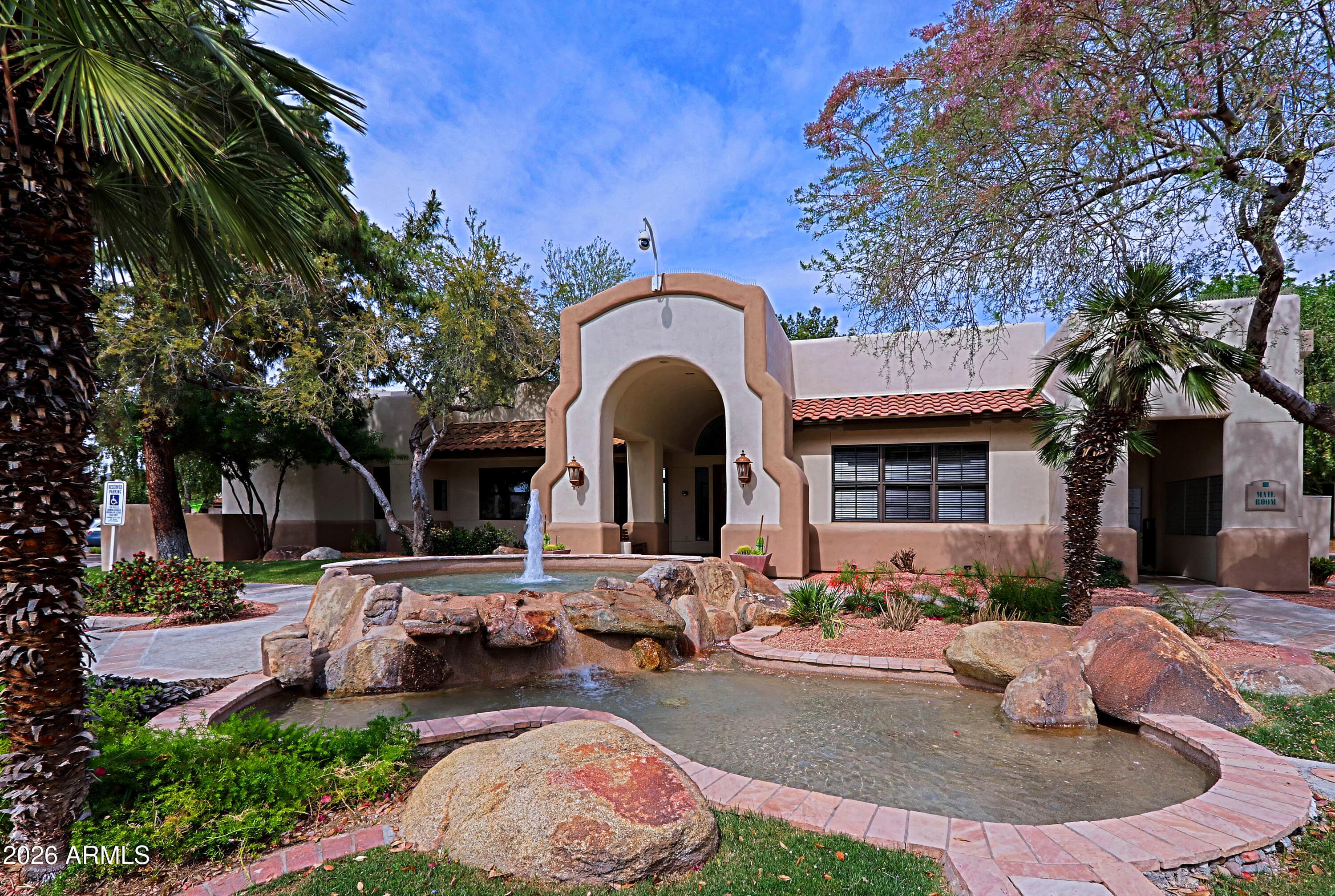 750 E NORTHERN Avenue 1113, Phoenix, AZ 85020 — photo 20 of 26