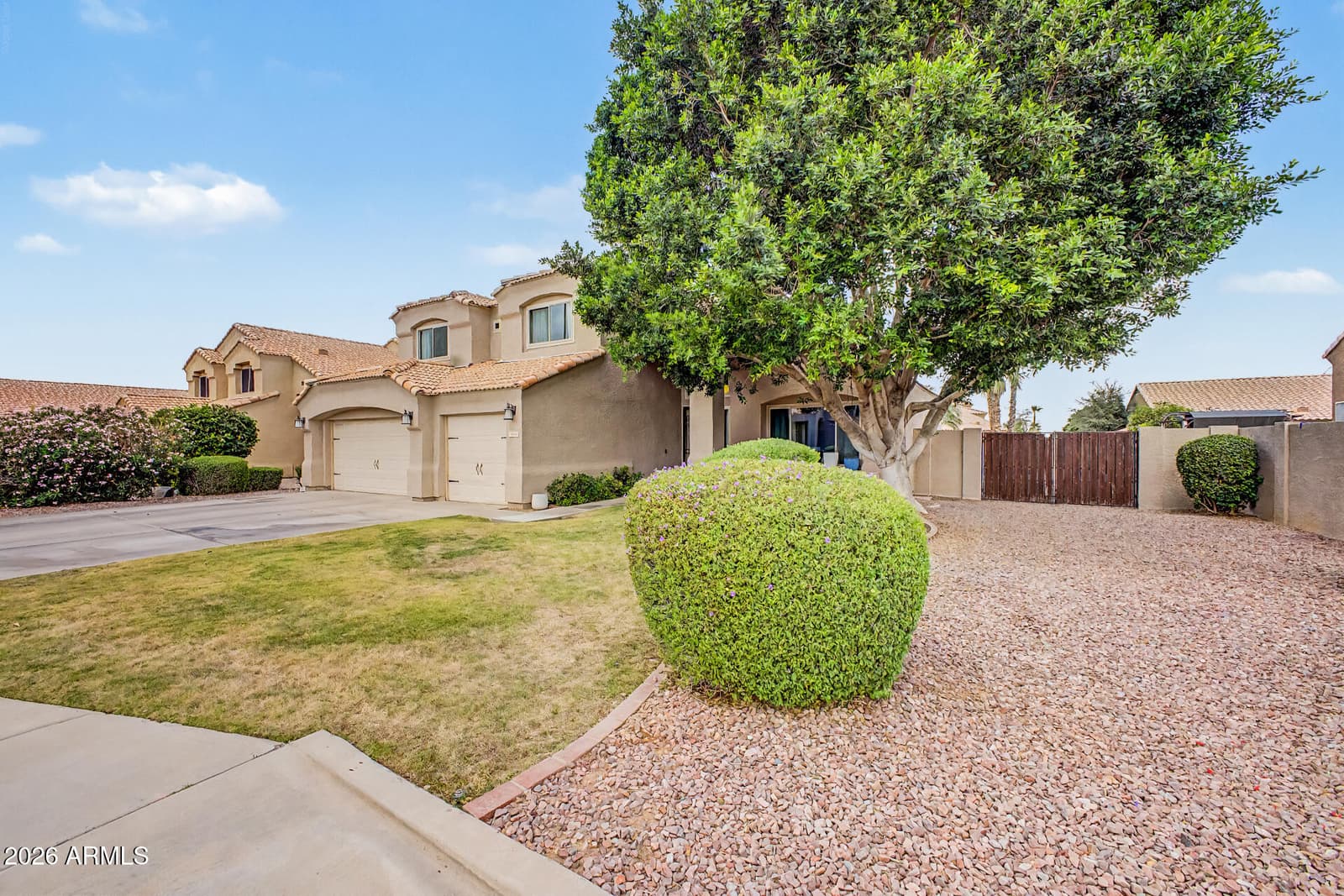 1642 S FAITH, Mesa, AZ 85209 — photo 3 of 44